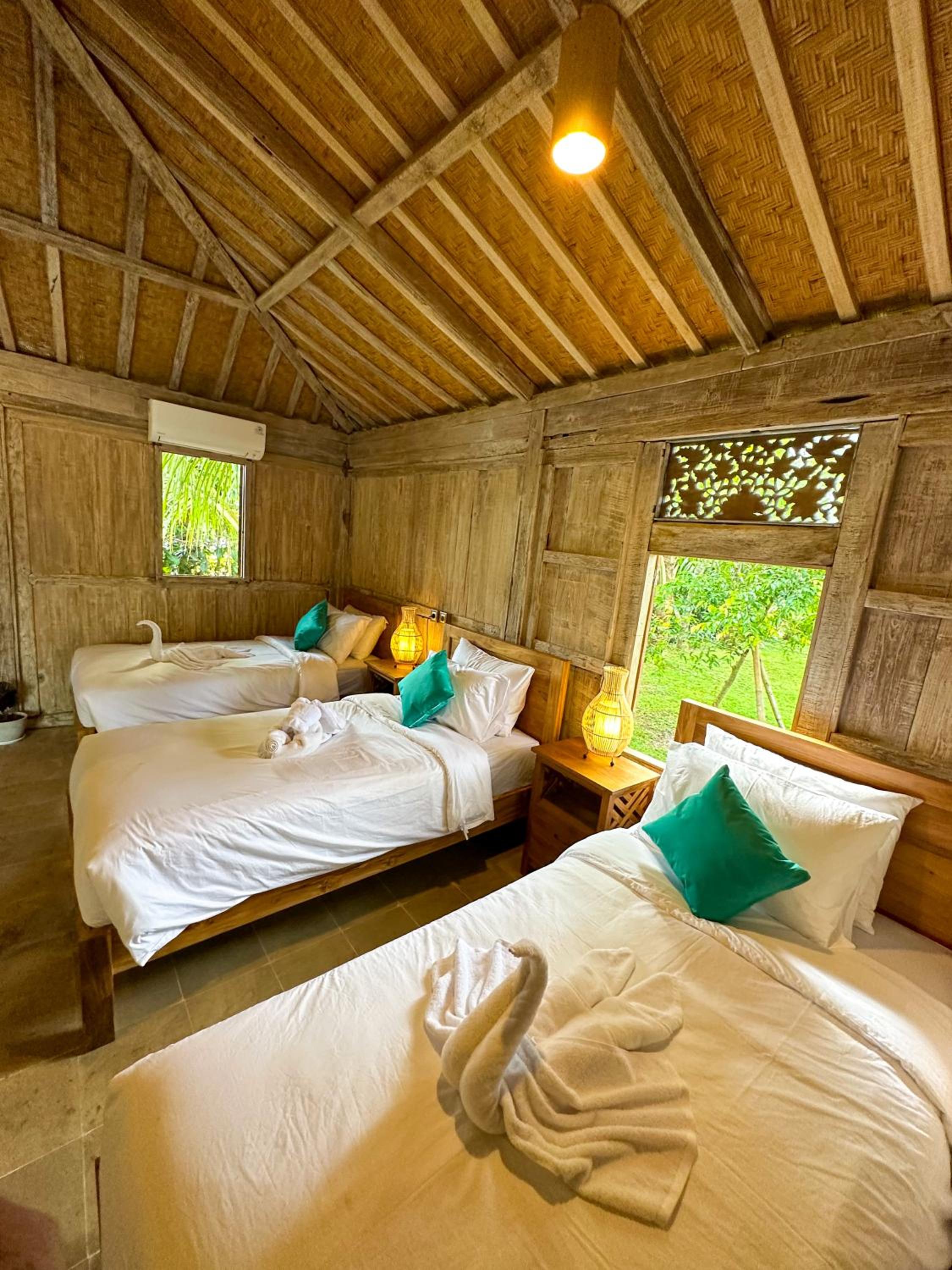 Bed in 6-Bed Mixed Dormitory Room photo 1