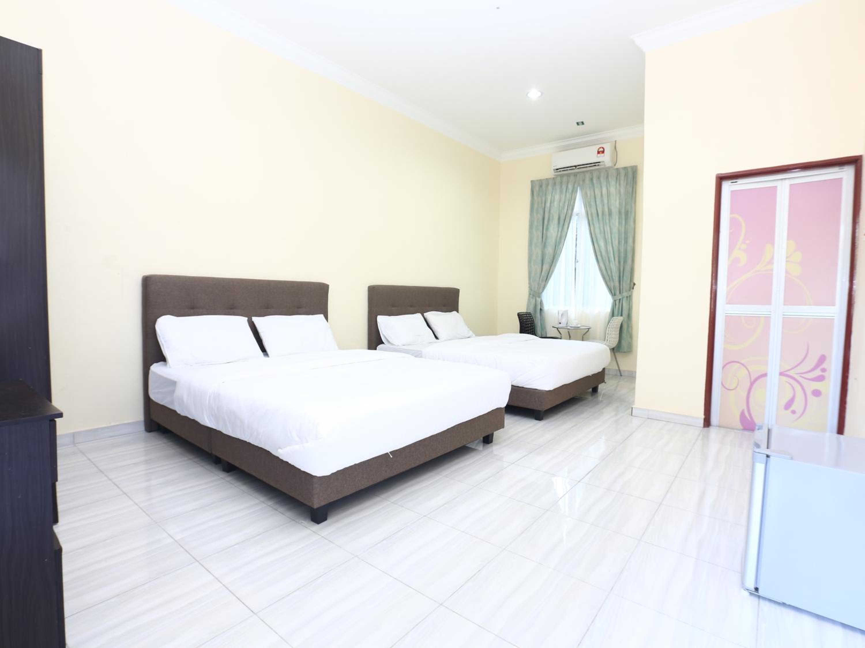 Family Suite - Photo 4