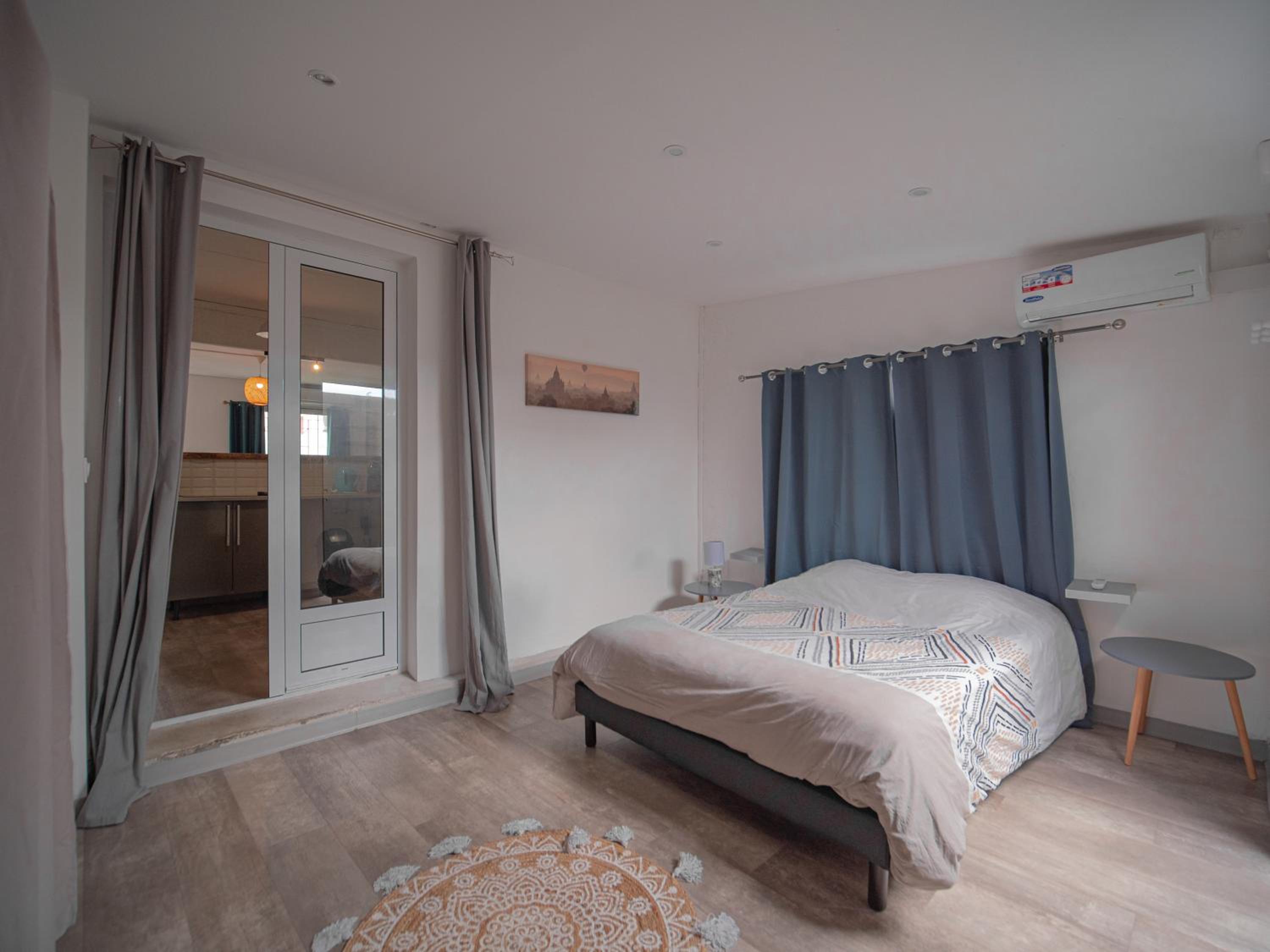 One-Bedroom House photo 3