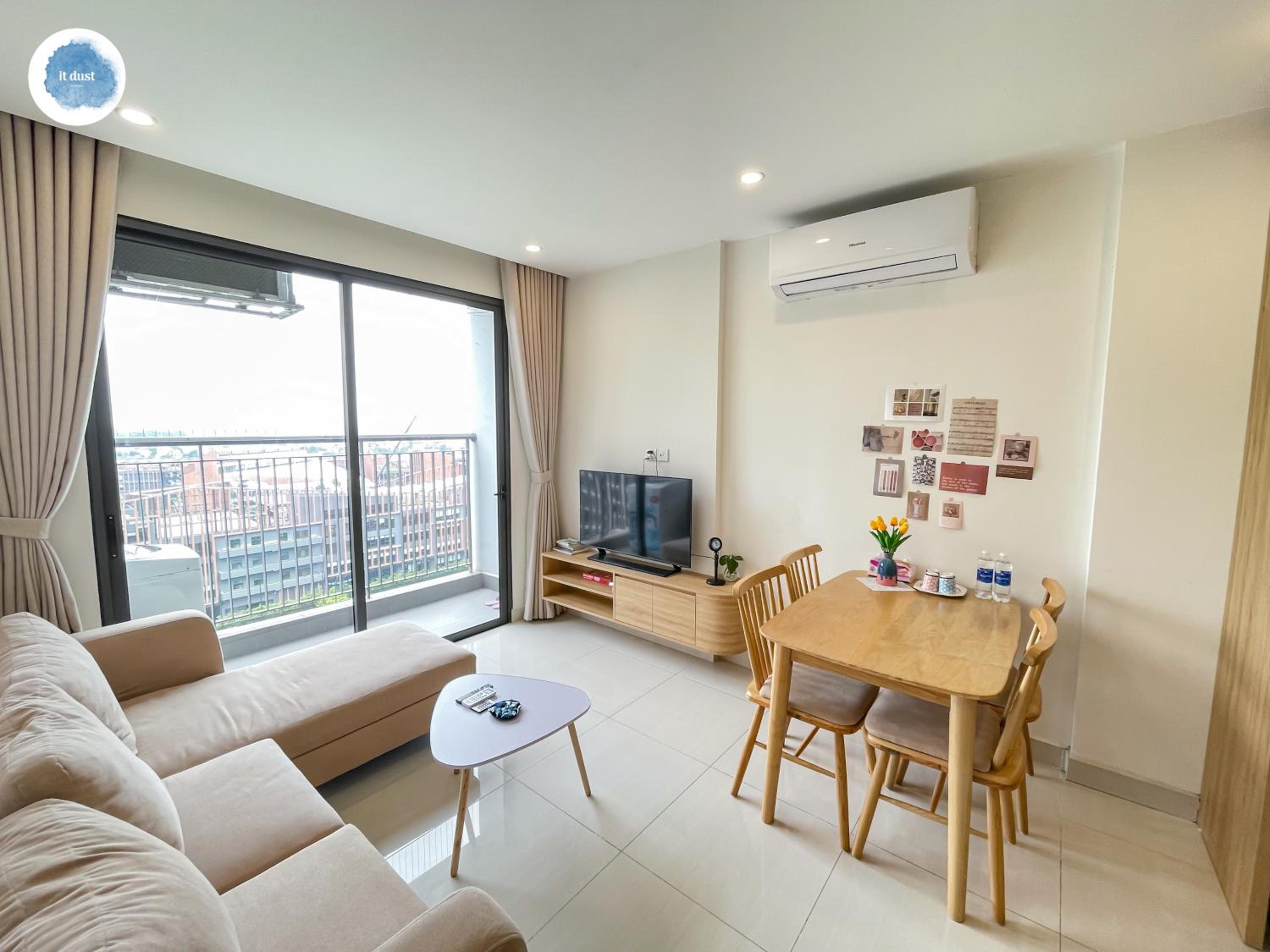 One-Bedroom Apartment