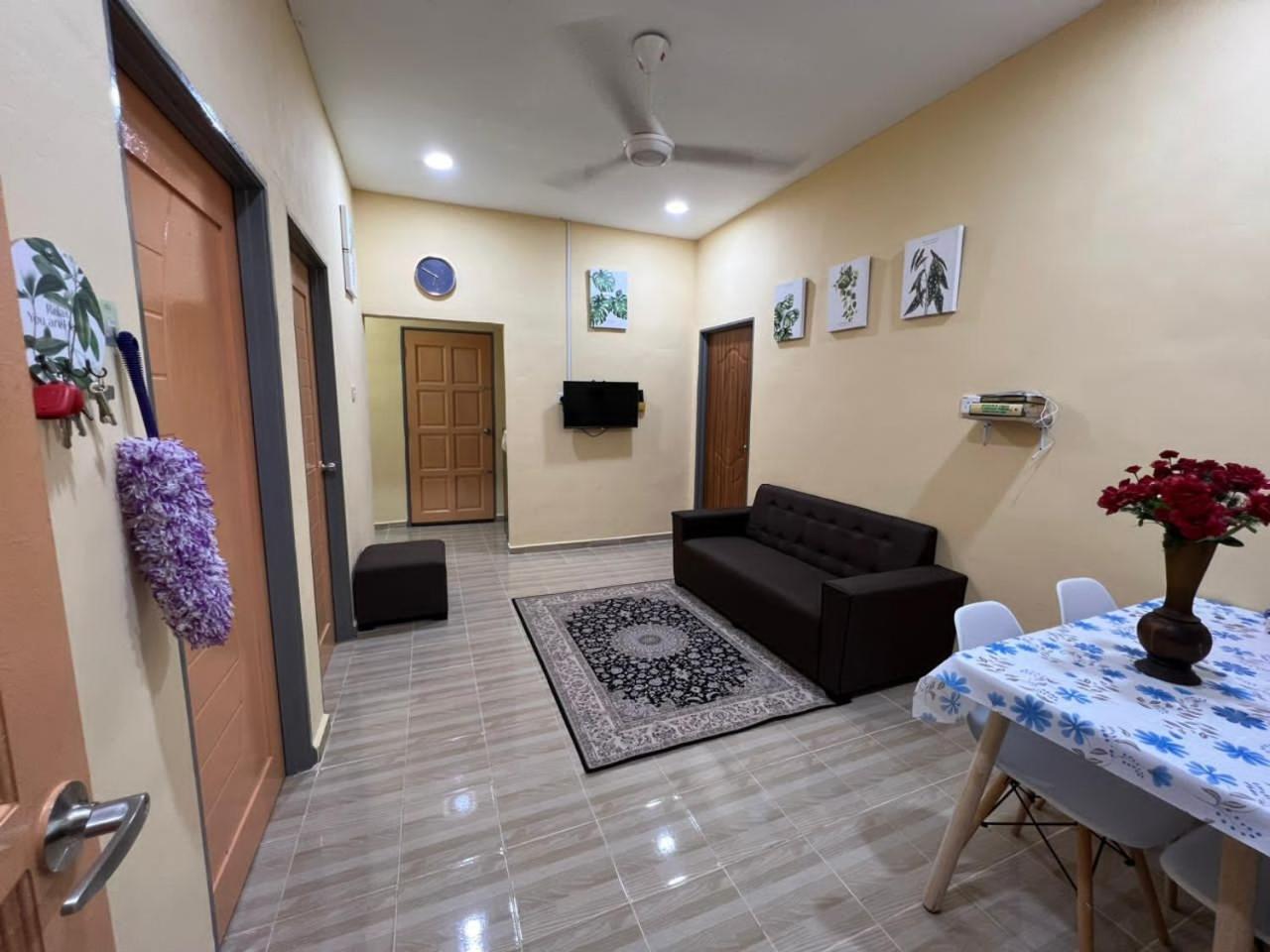 Two-Bedroom House photo 1
