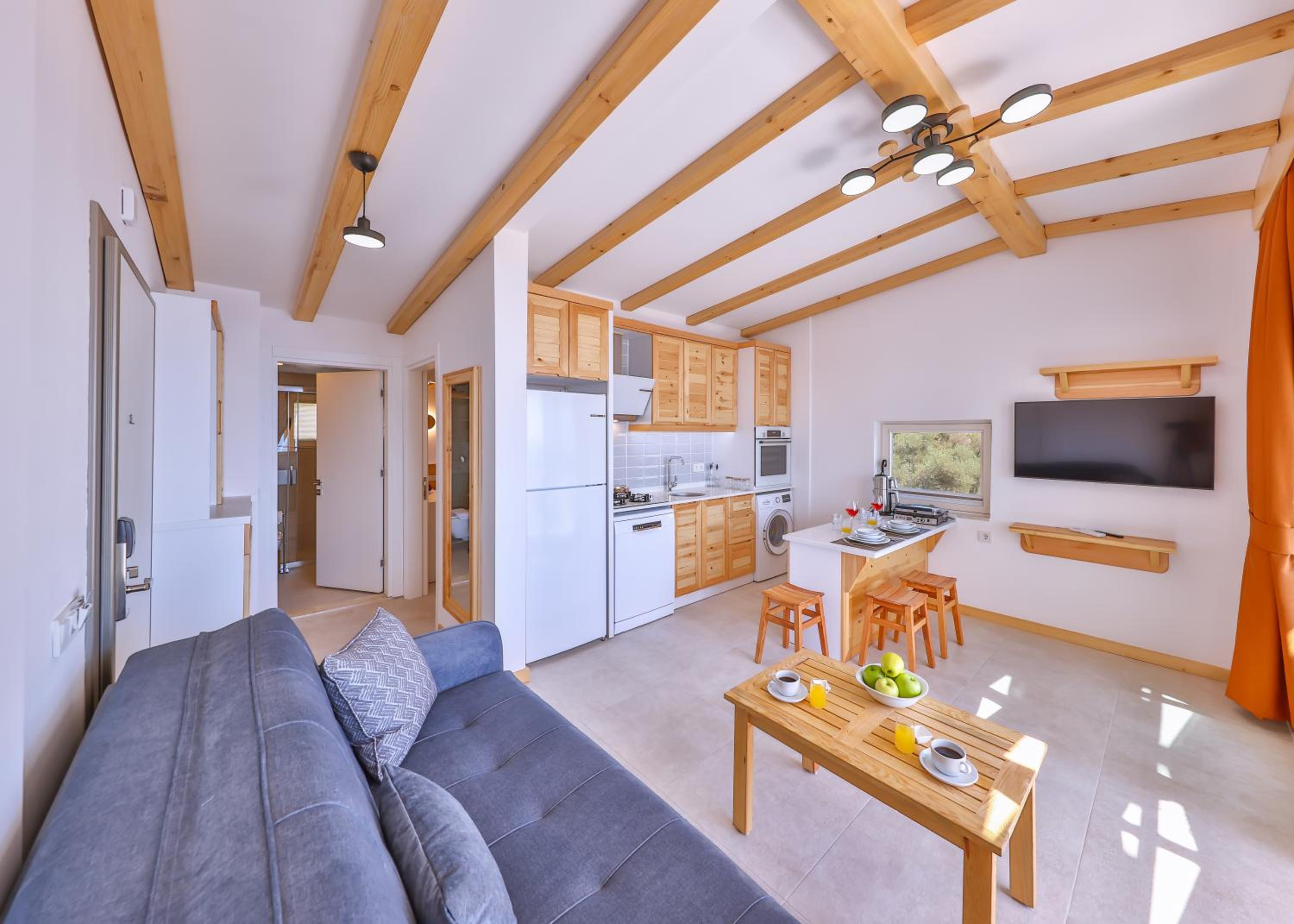 Deluxe Suite with Sea View