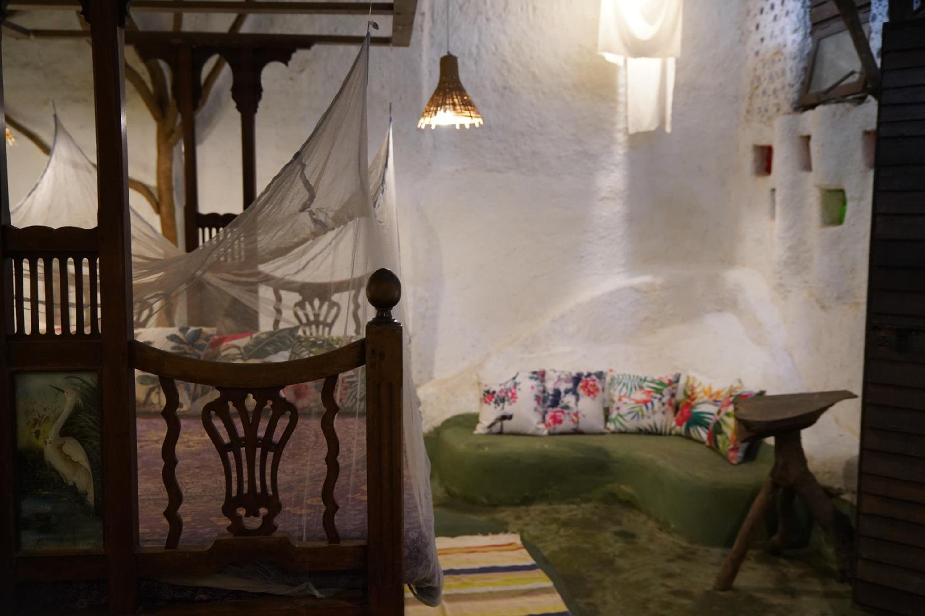 Earth House photo 2
