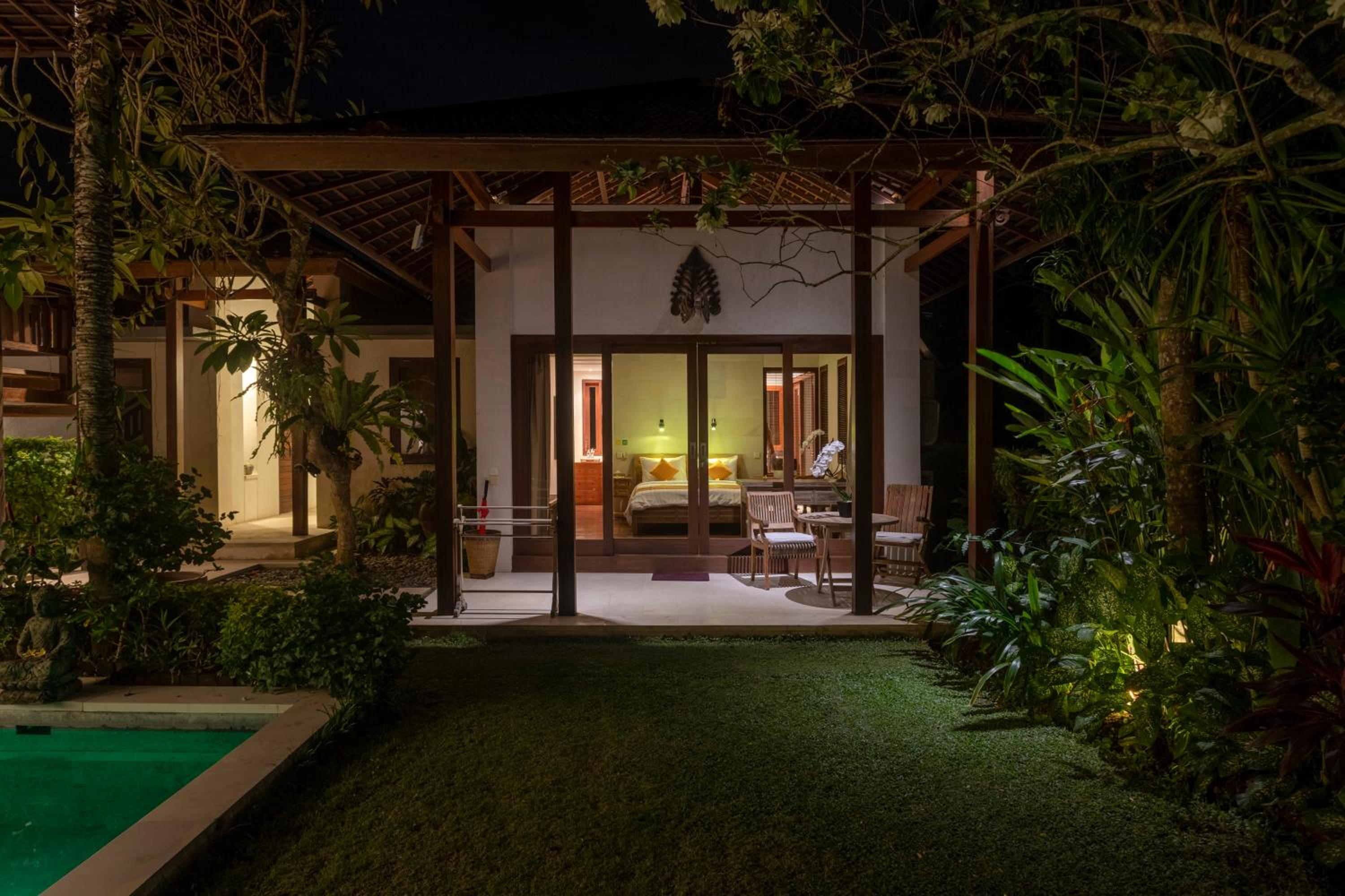 Three-Bedroom Villa - Photo 47