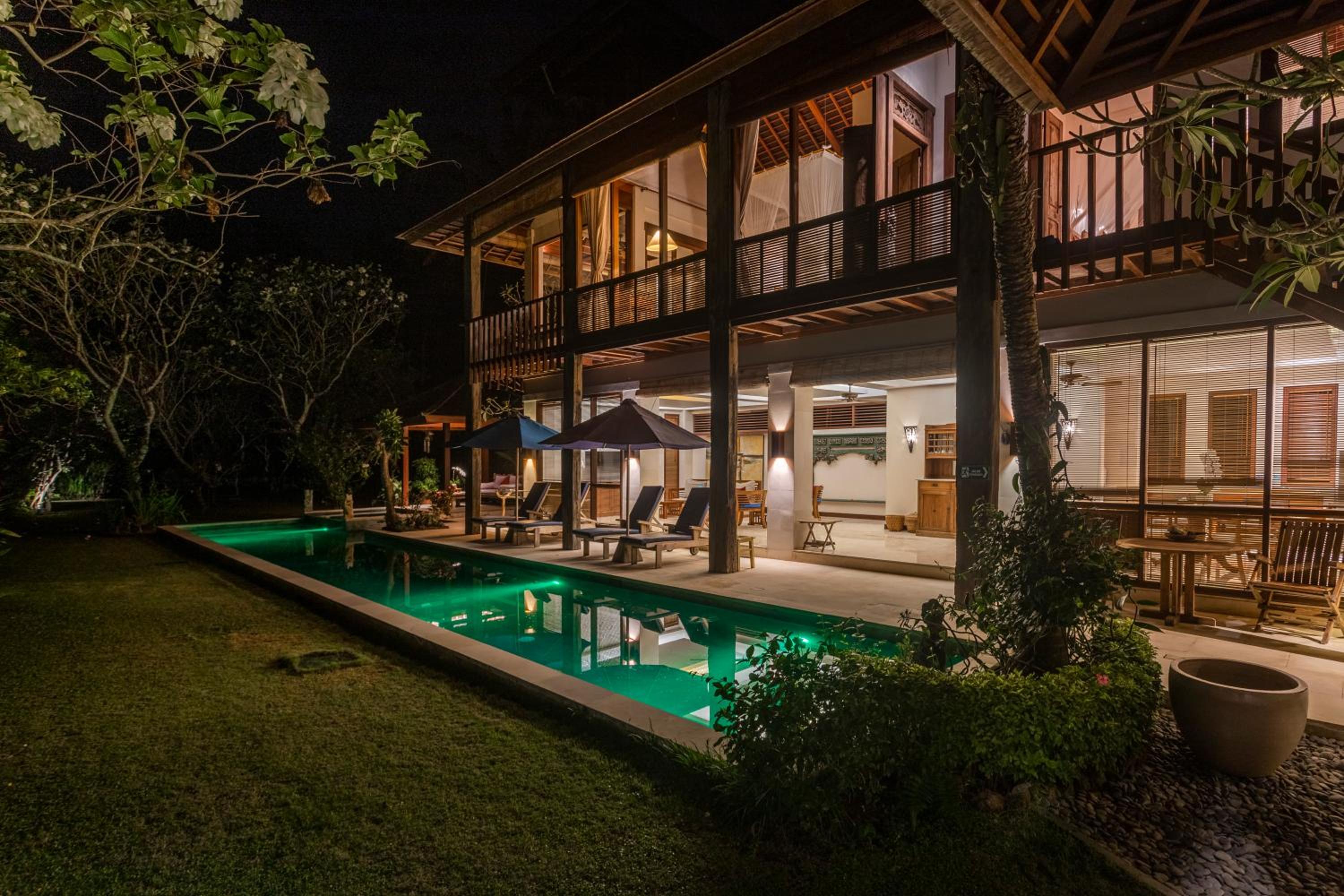 Three-Bedroom Villa - Photo 50