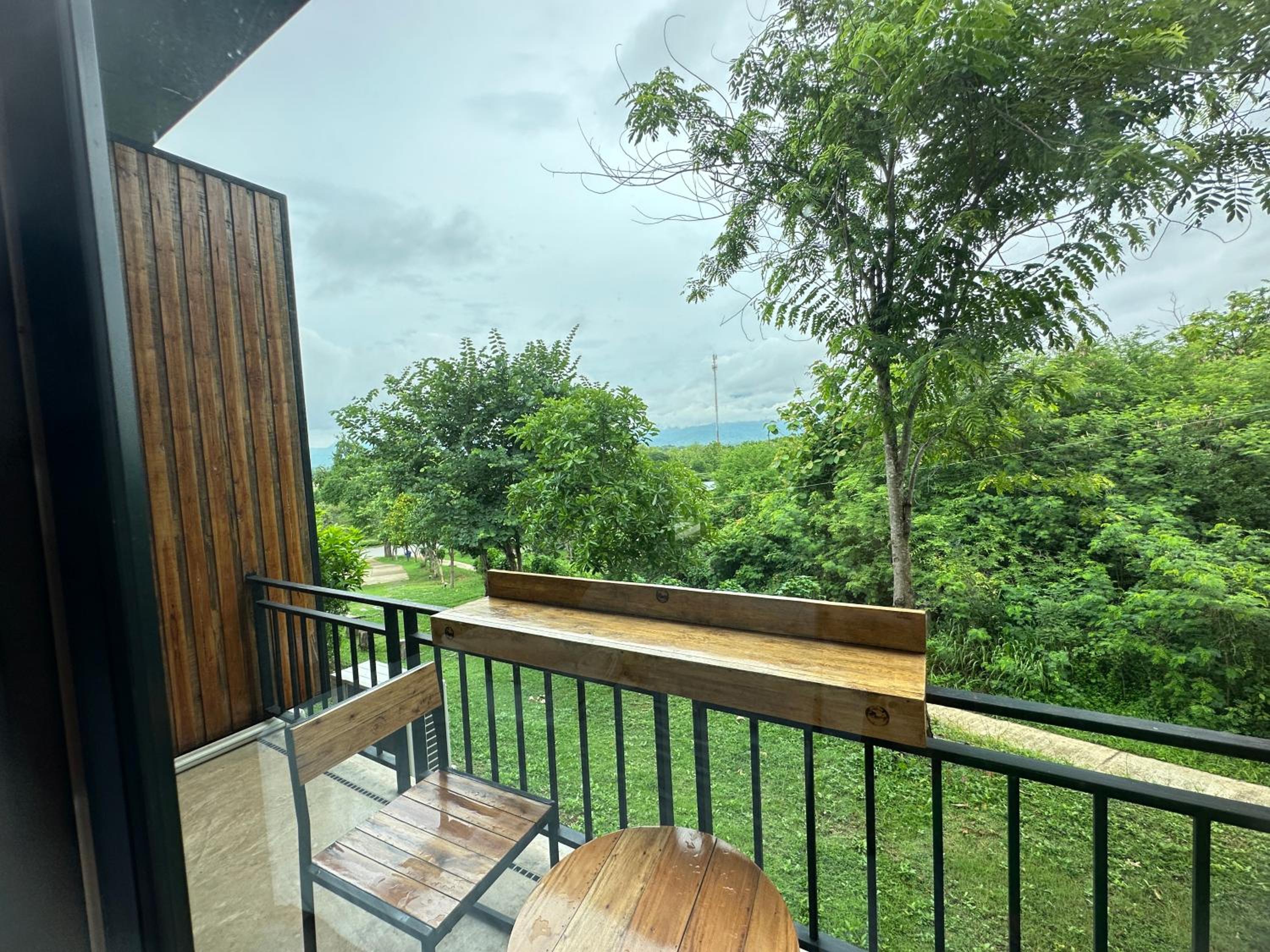 Standard Twin Room with Mountain View - Photo 5