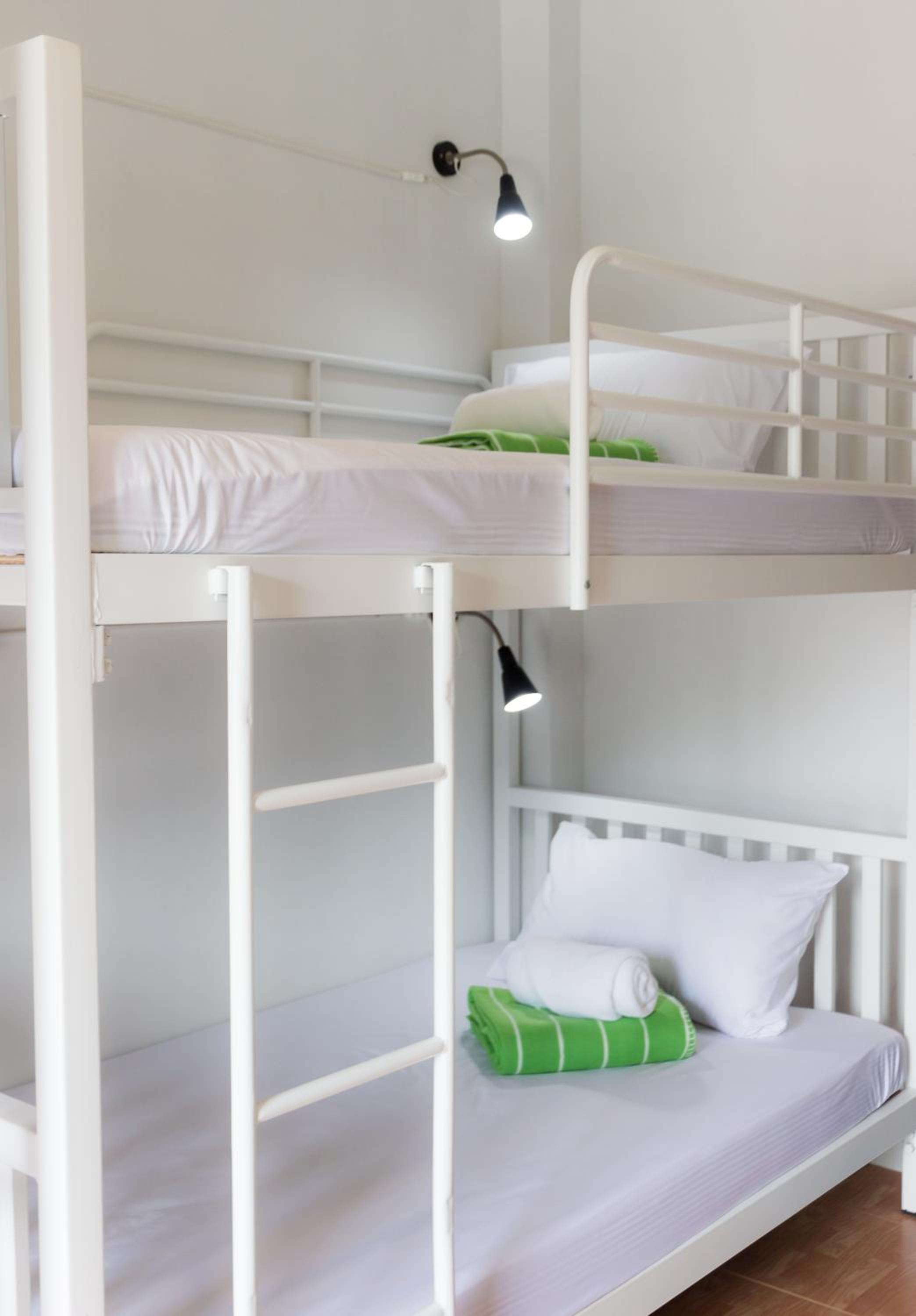 6-Bed Mixed Dormitory Room photo 1