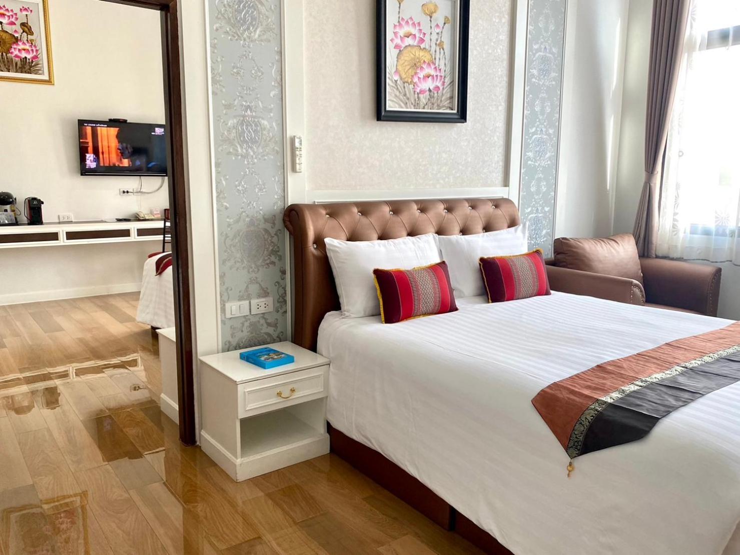 Two Connecting Double Rooms