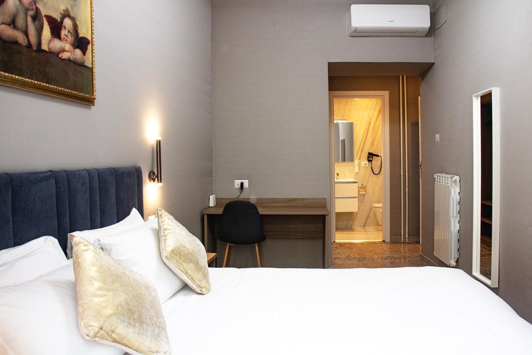 Double or Twin Room photo 2