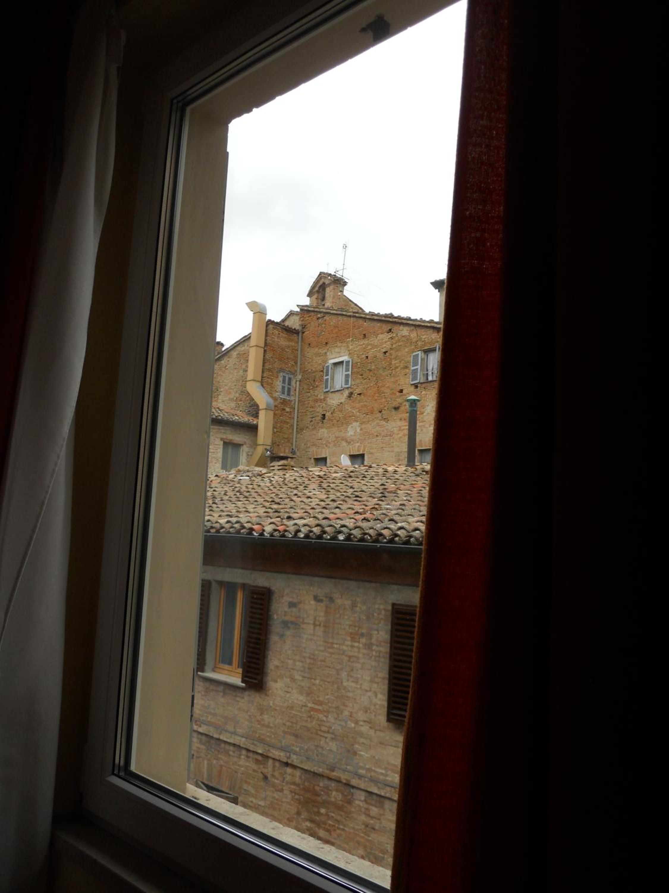 Double Room - Photo 5