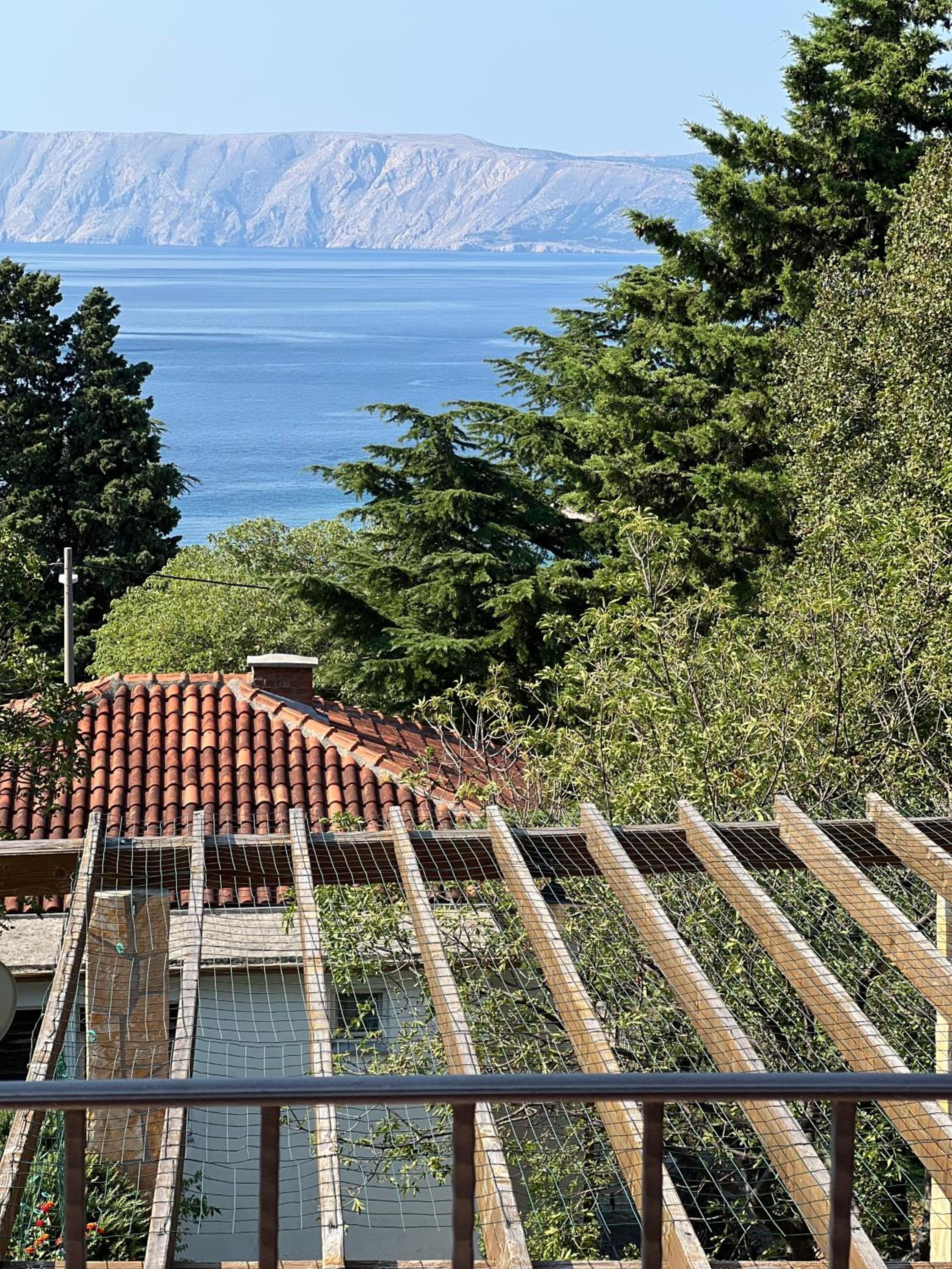 Apartment with Sea View - Photo 23