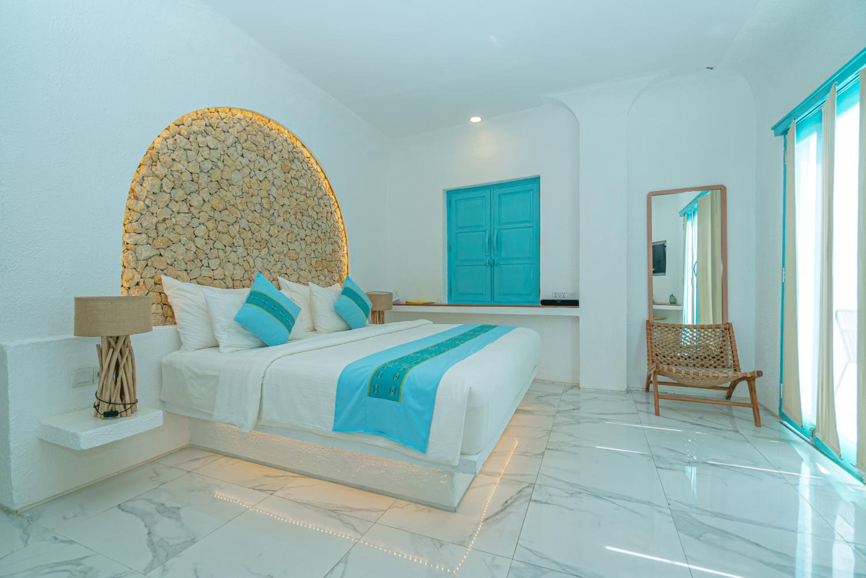 Hemparae Suite