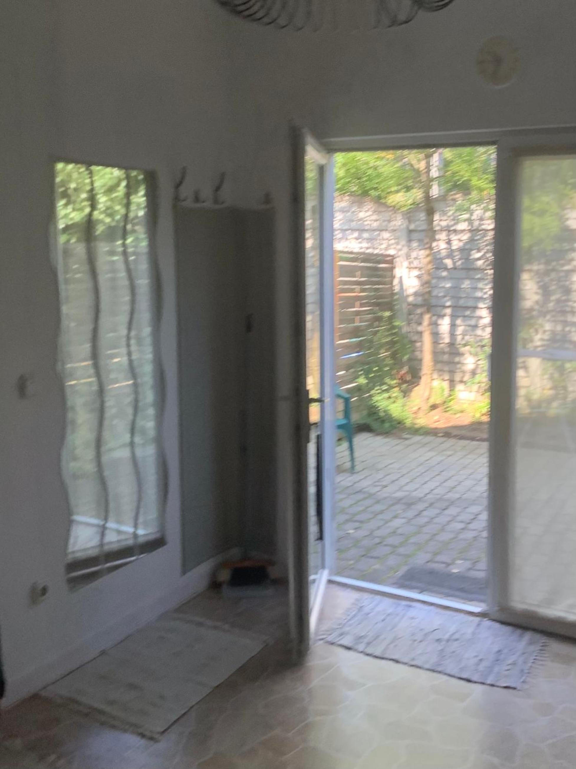 One-Bedroom Apartment - Photo 12