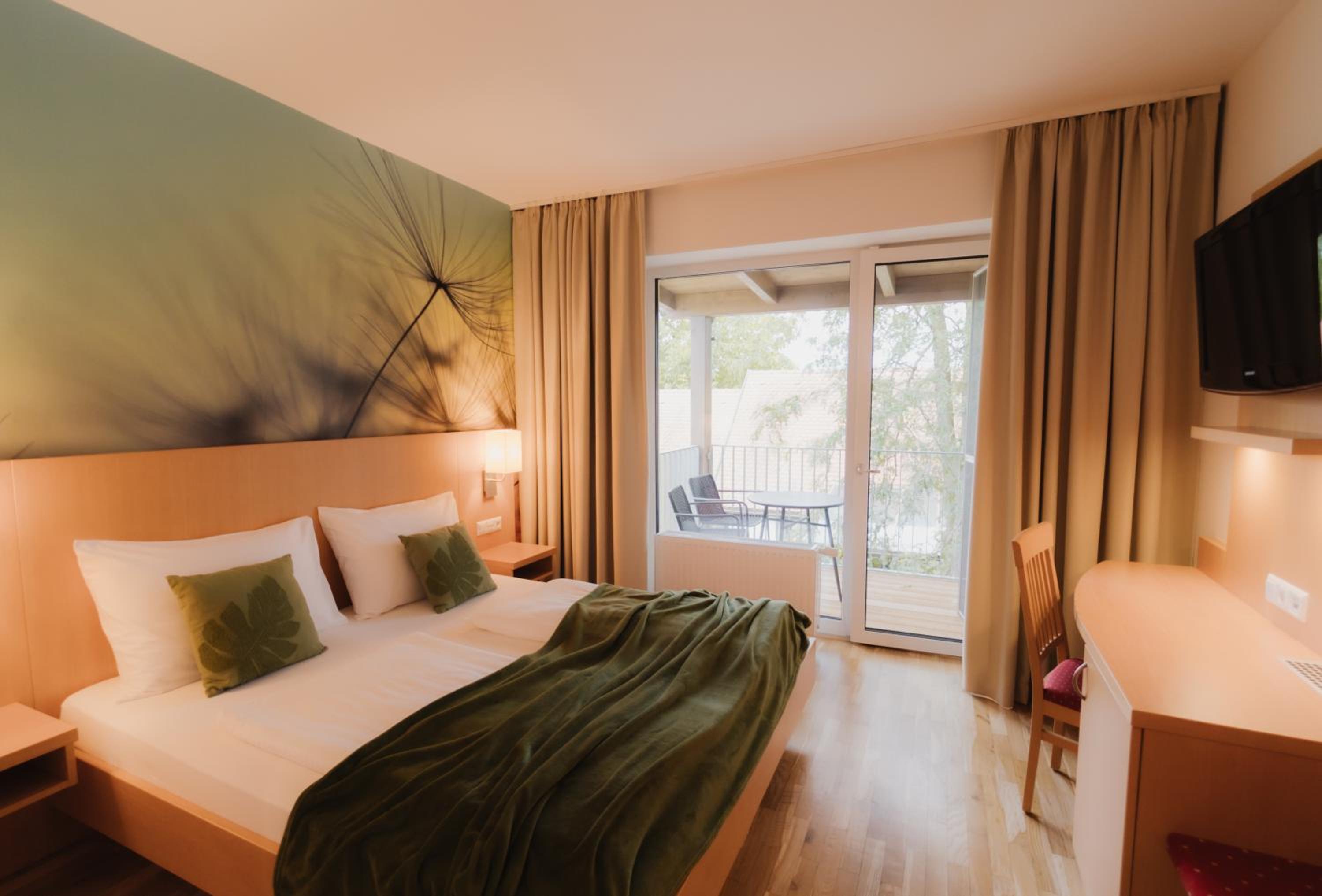 Double Room with Balcony photo 3