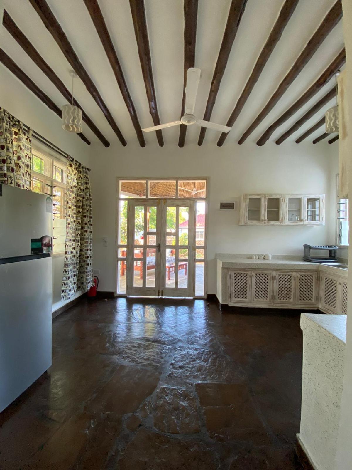 Two-Bedroom House photo 3