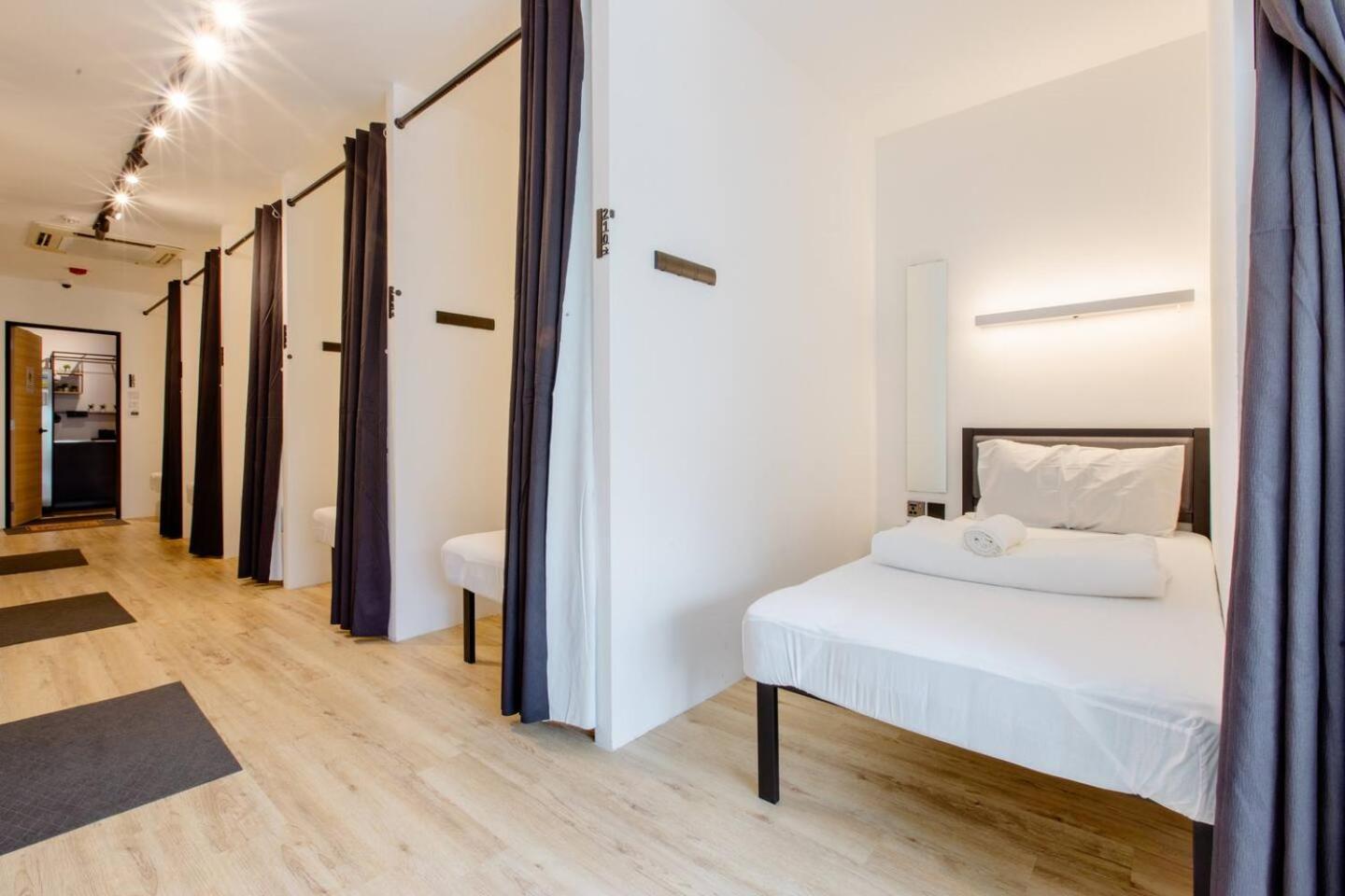 Single Bed in Dorm with Shared Bath photo 3