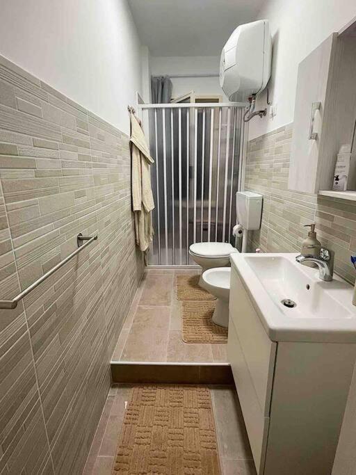 One-Bedroom House photo 2