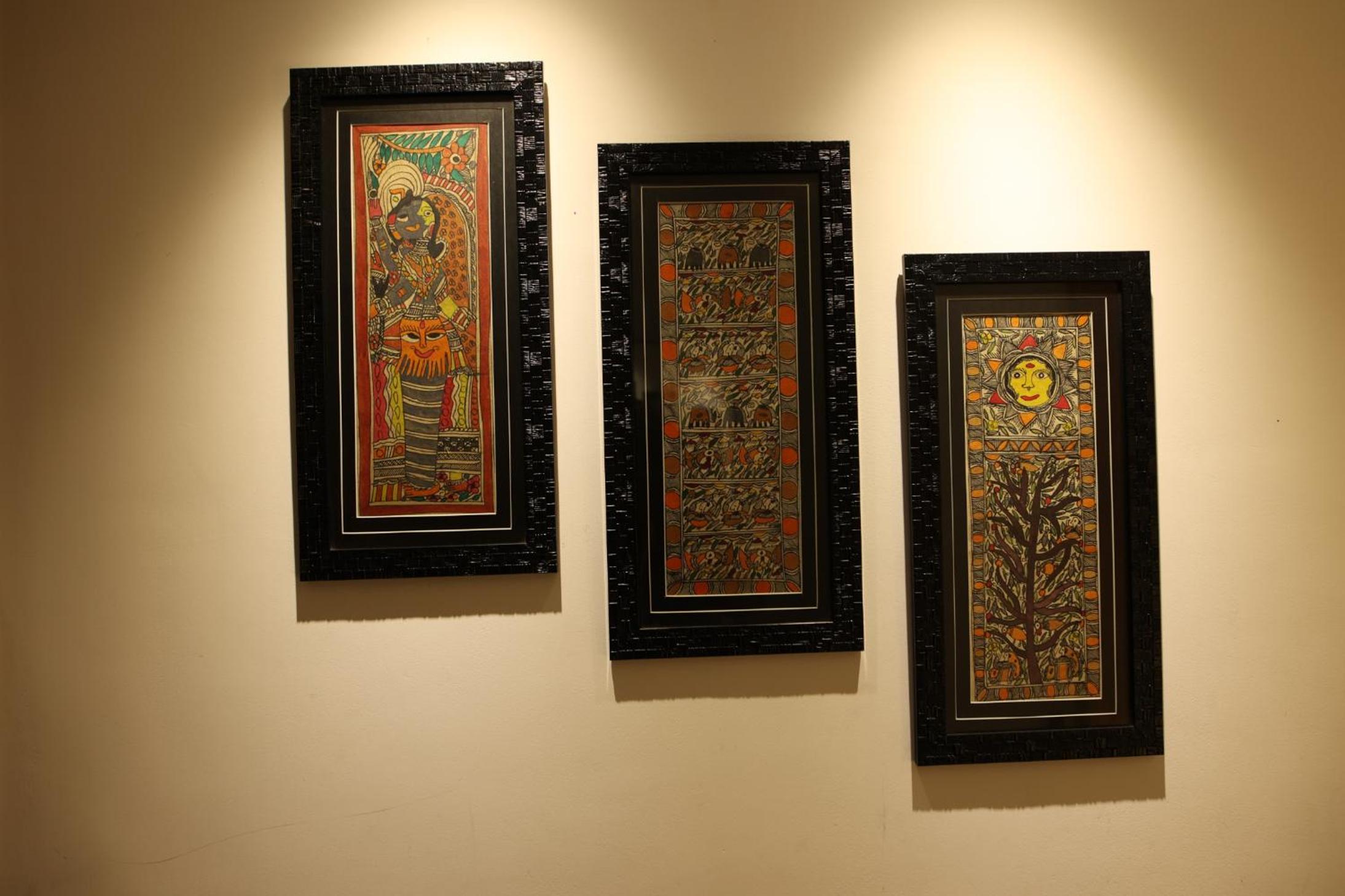 Deluxe King Room - Photo 11
