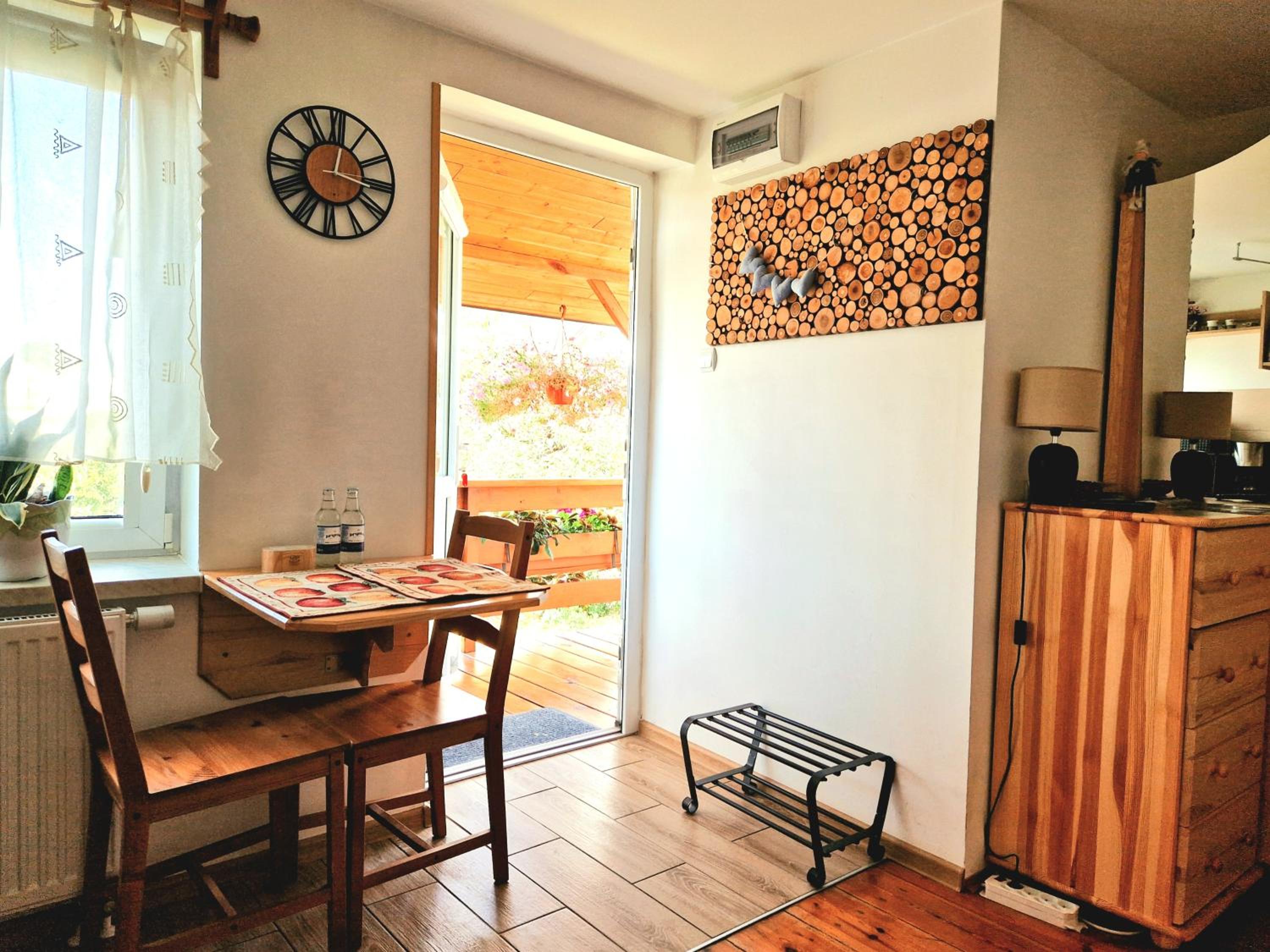 Studio Apartment - Photo 4