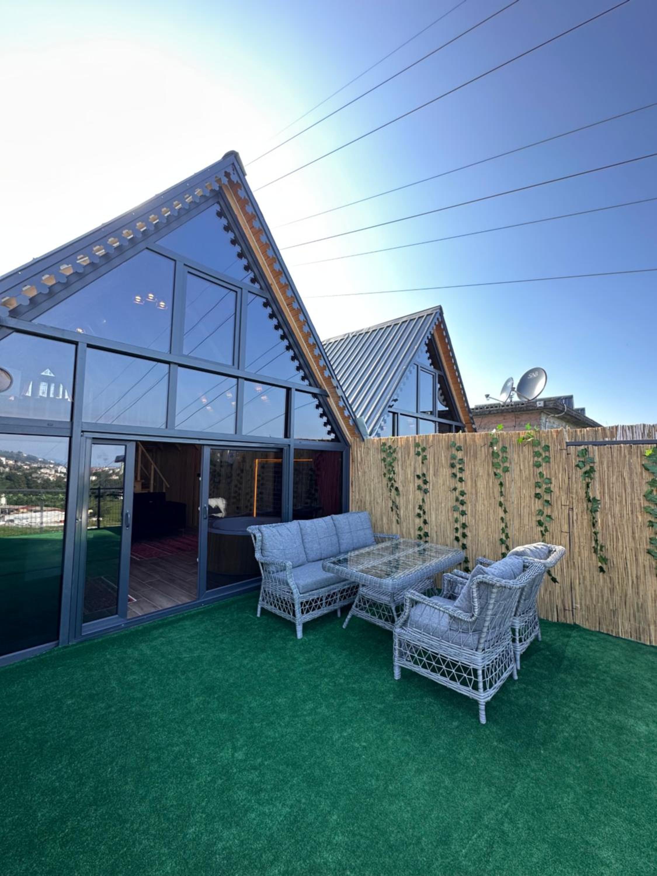 Suite with Terrace - Photo 3