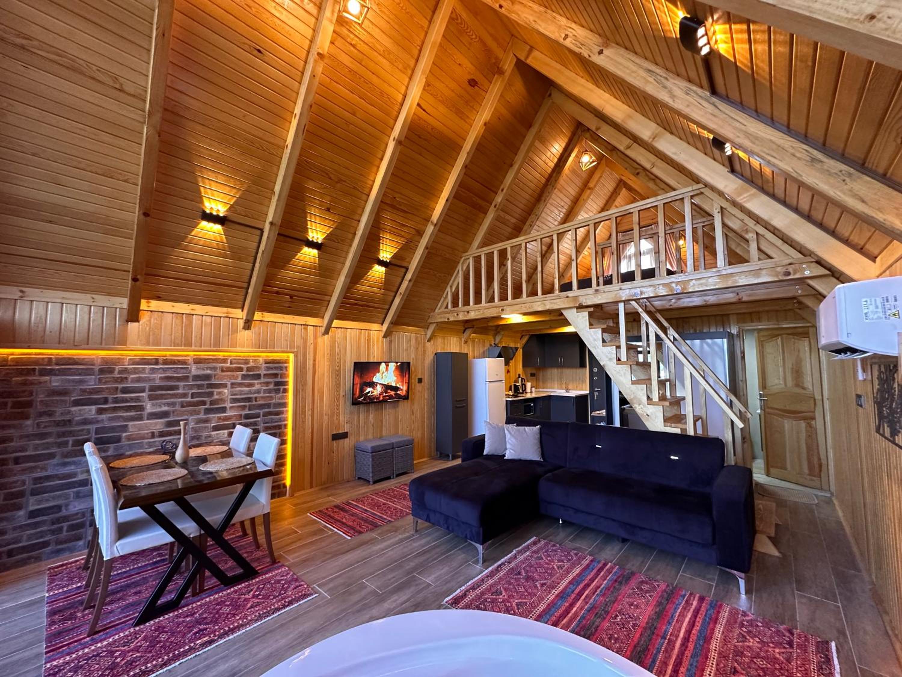 Suite with Terrace - Photo 7