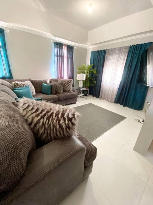Casa de tres habitaciones