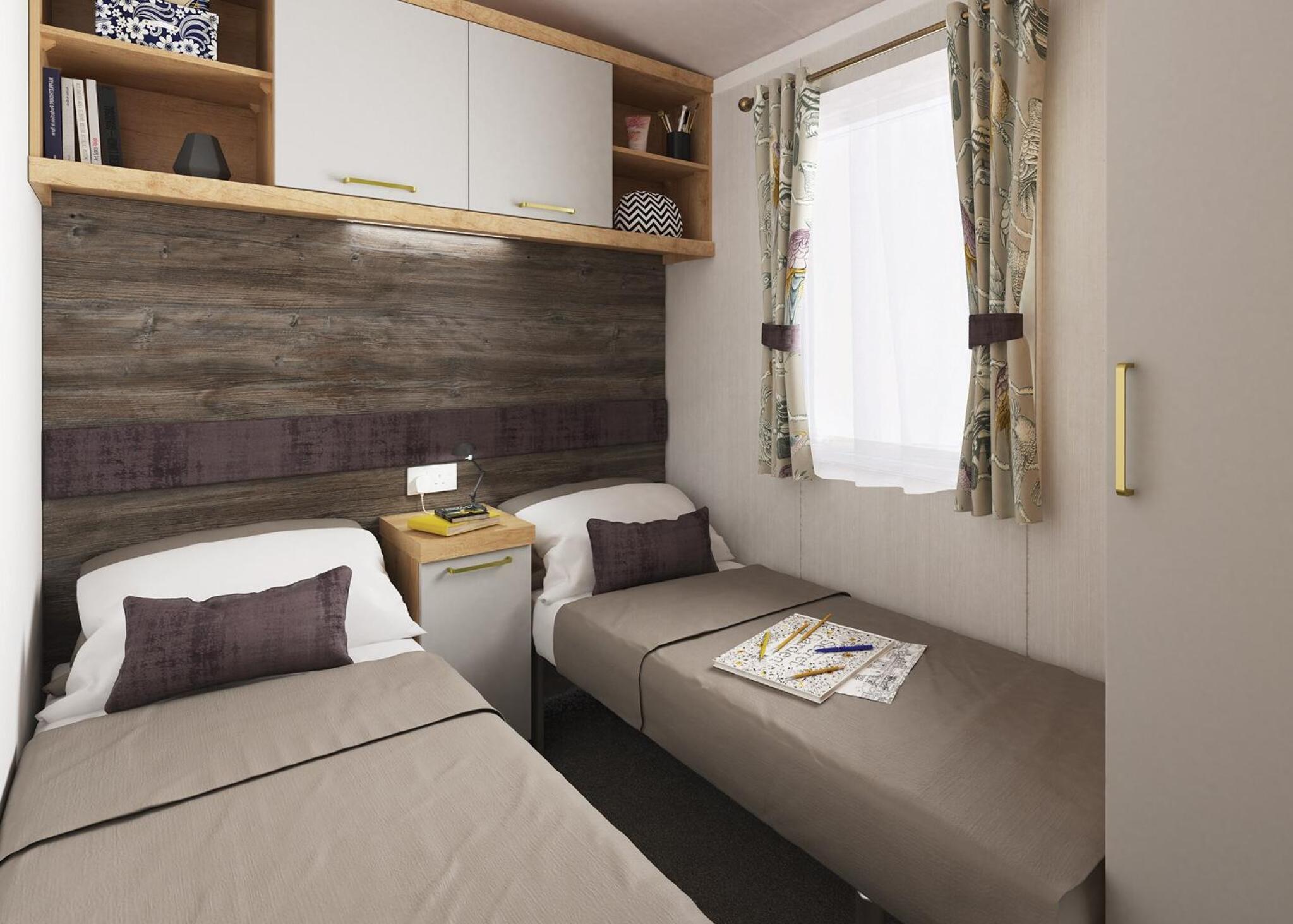Mobile Home photo 2