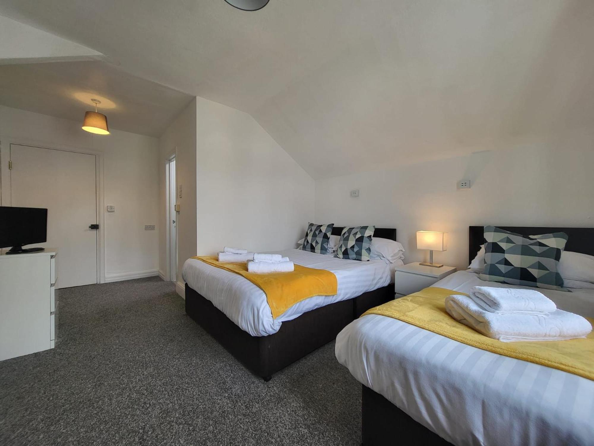 Standard Triple Room - Photo 1