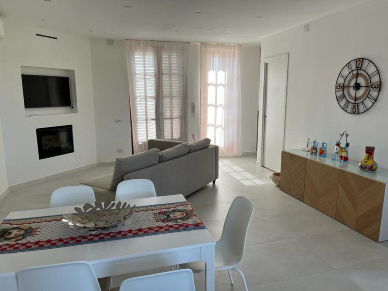 Three-Bedroom House photo 1