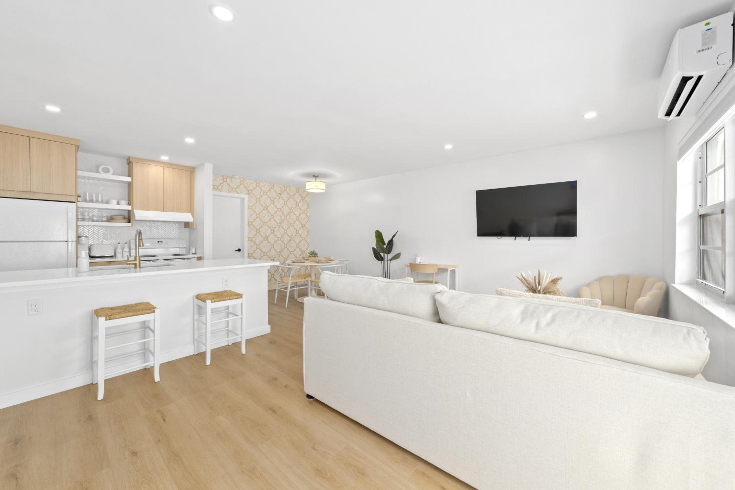 One-Bedroom Deluxe Apartment photo 1