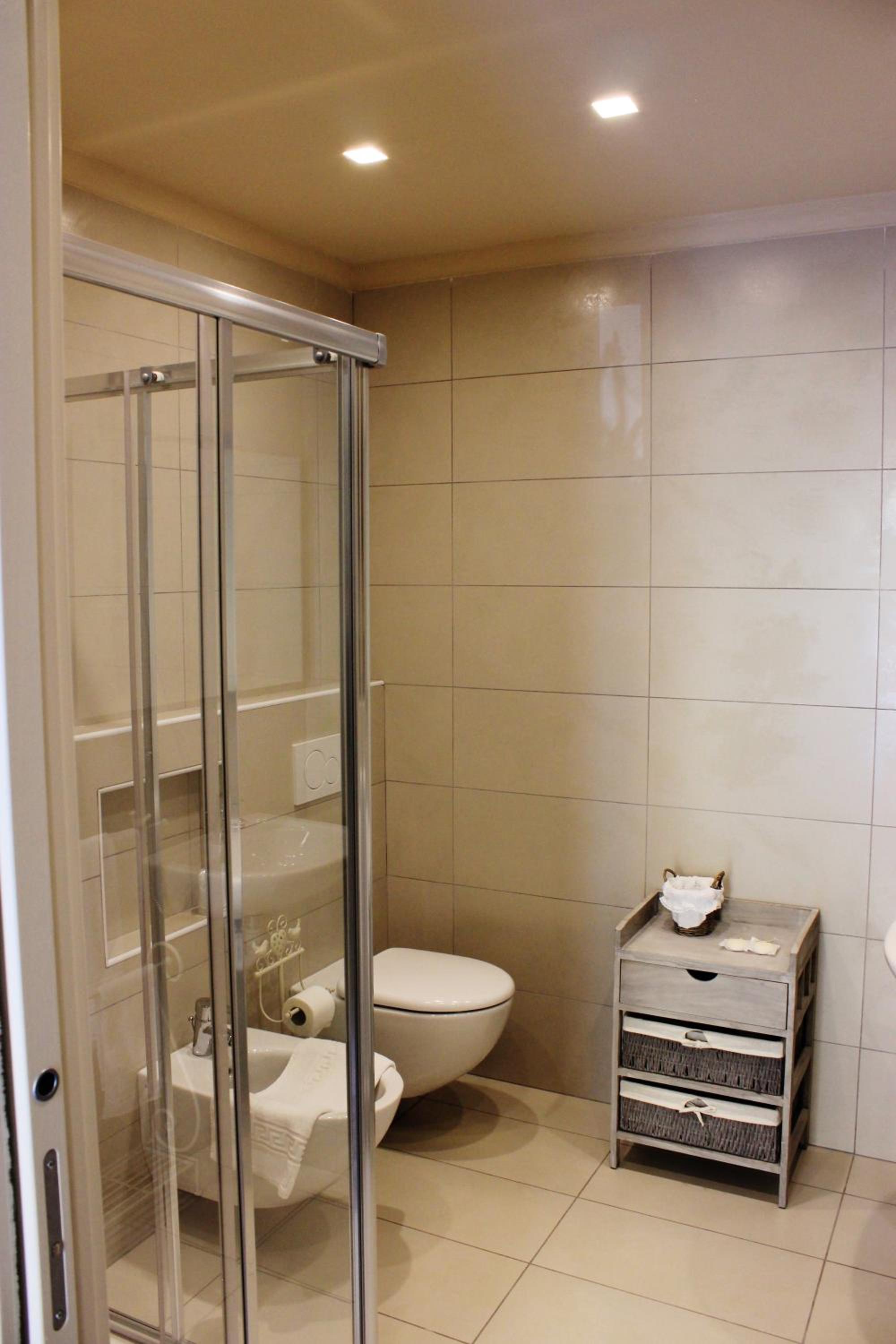 Quadruple Room - Photo 2
