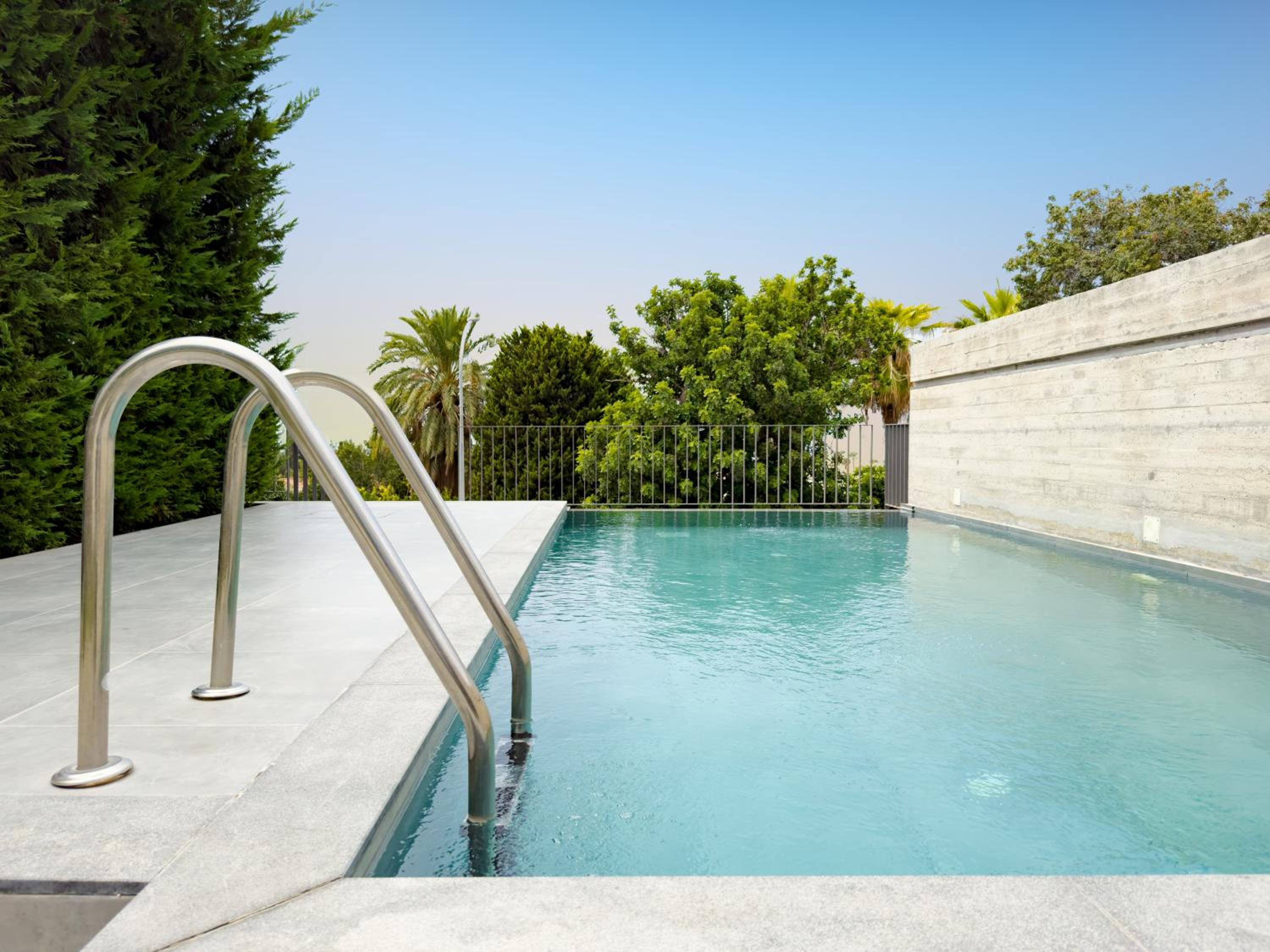 Villa with Private Pool - Photo 30