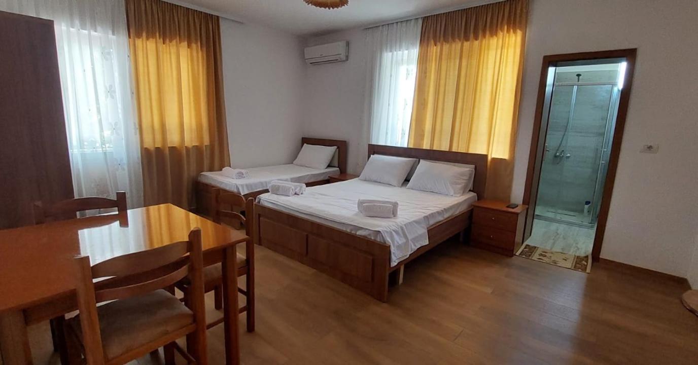 Triple Room with Bathroom photo 2