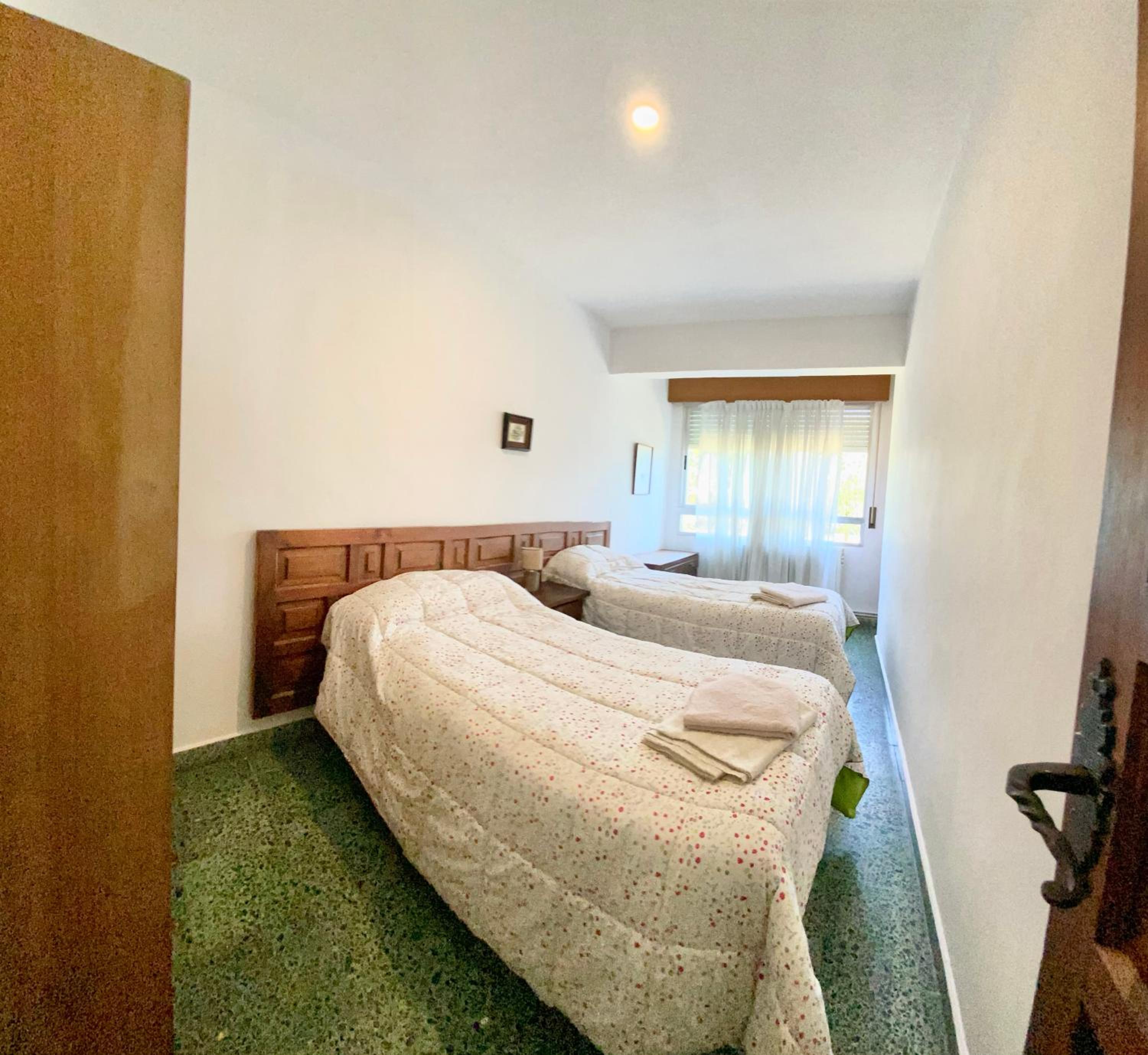 Three-Bedroom Apartment with Sea View photo 3