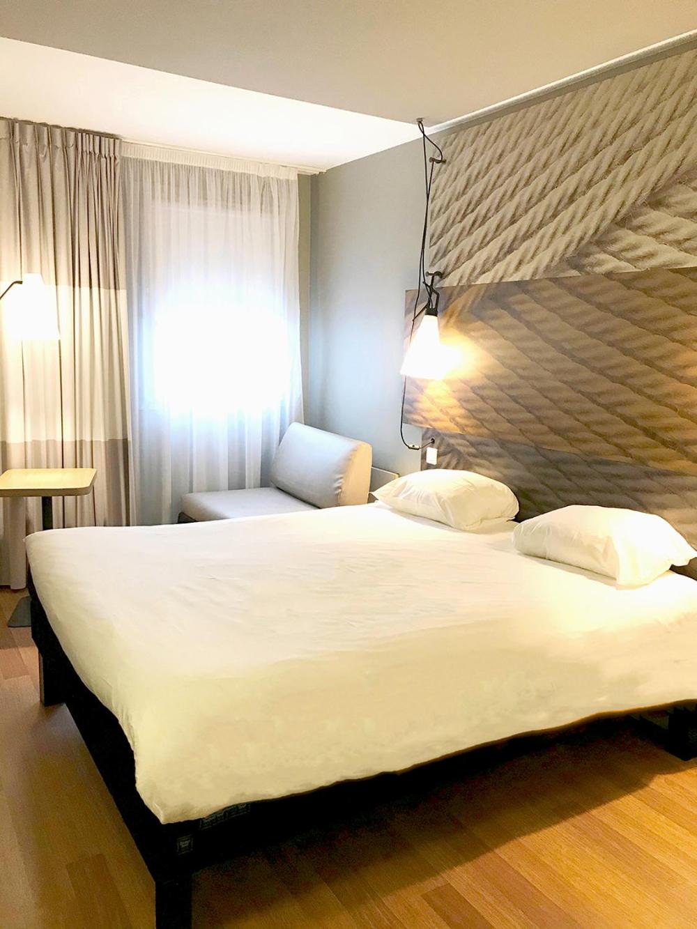 Standard Double Room with Sofa Bed - Photo 2