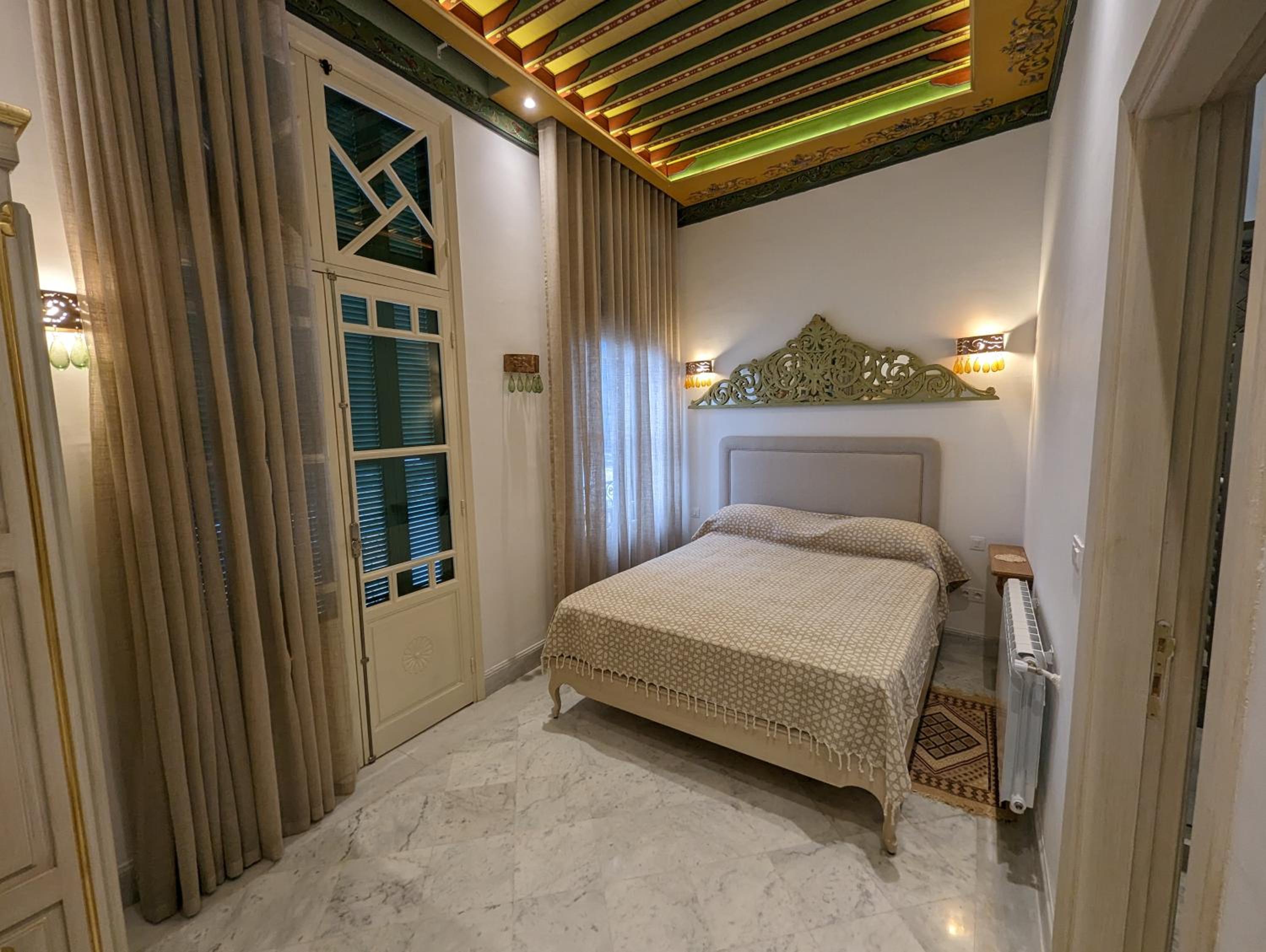 Double Room with Private Bathroom photo 1