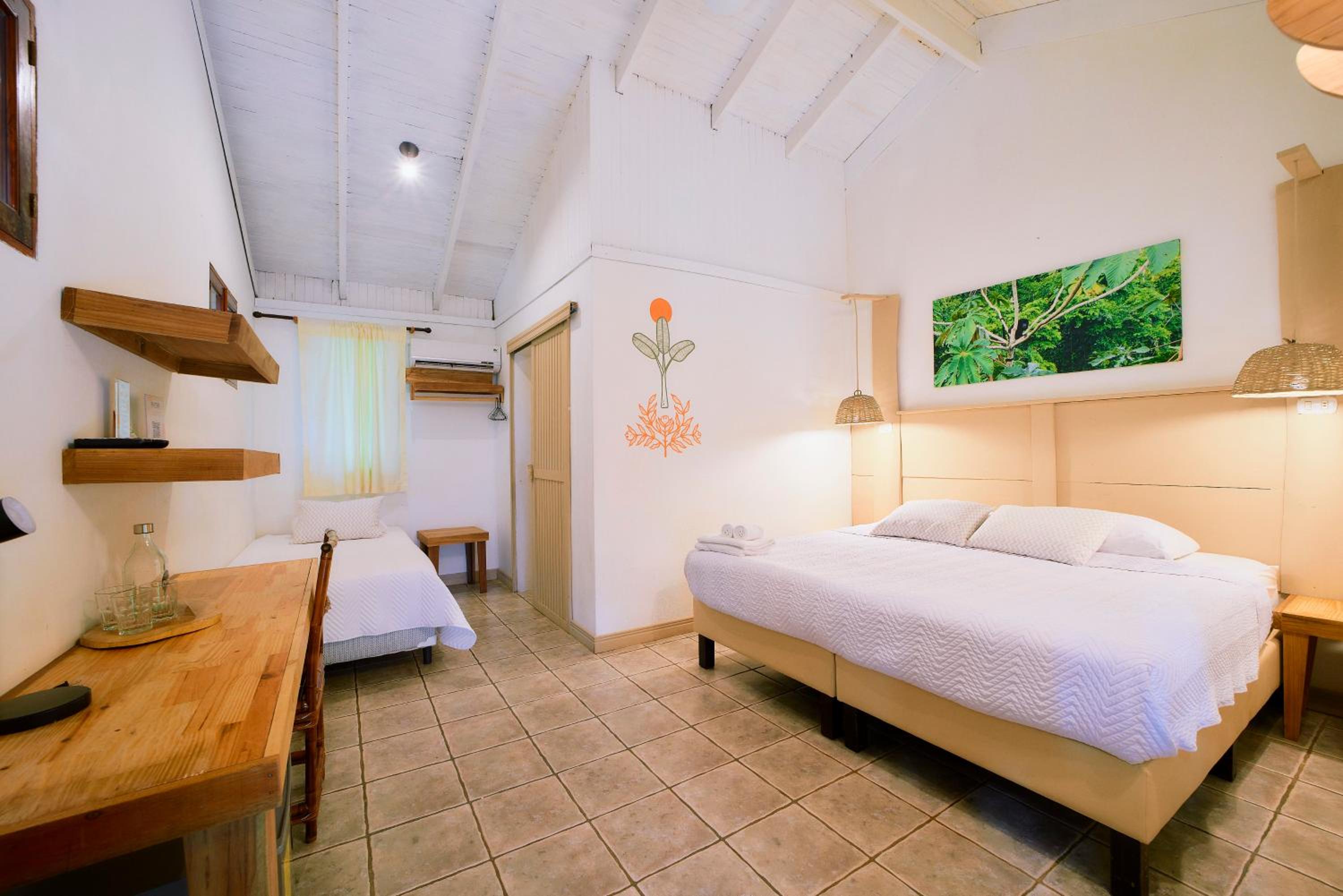 Standard Room - Photo 1