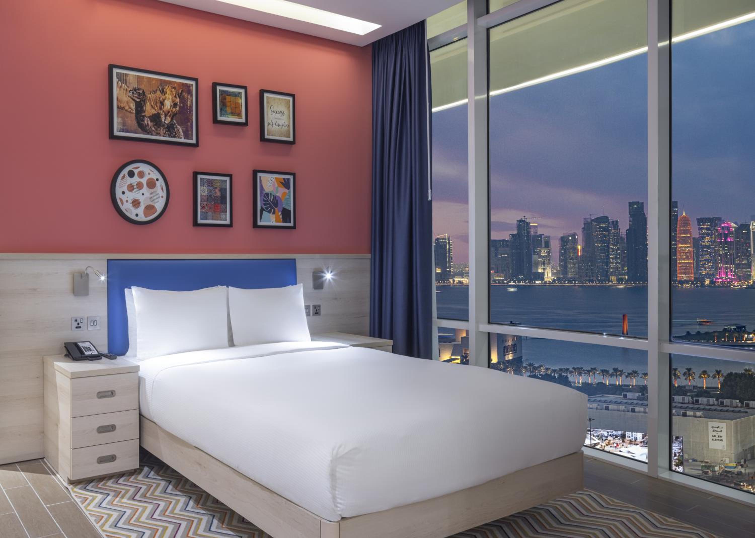 Queen Room with Sea View - Photo 1