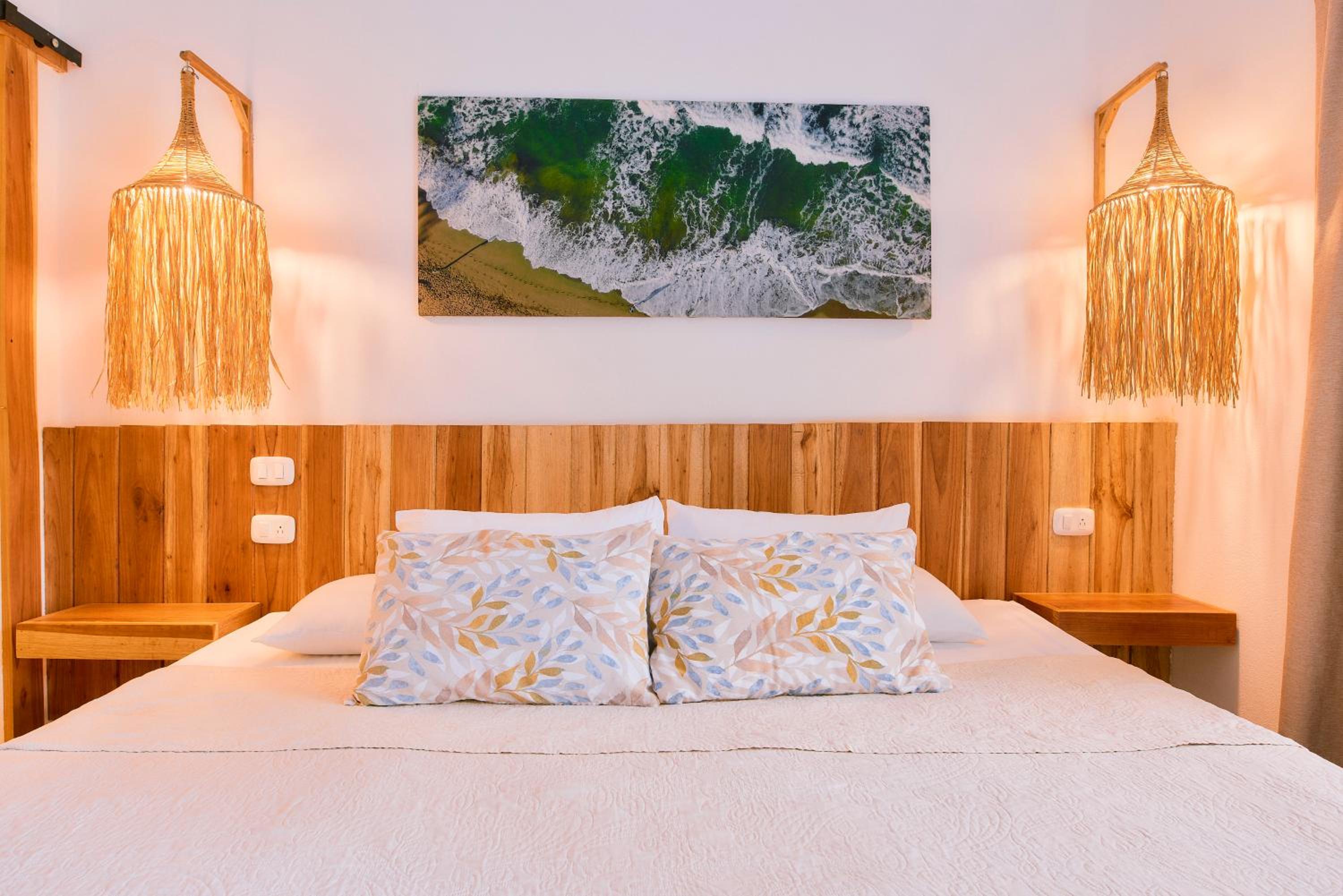 King Room with Garden View - Photo 12