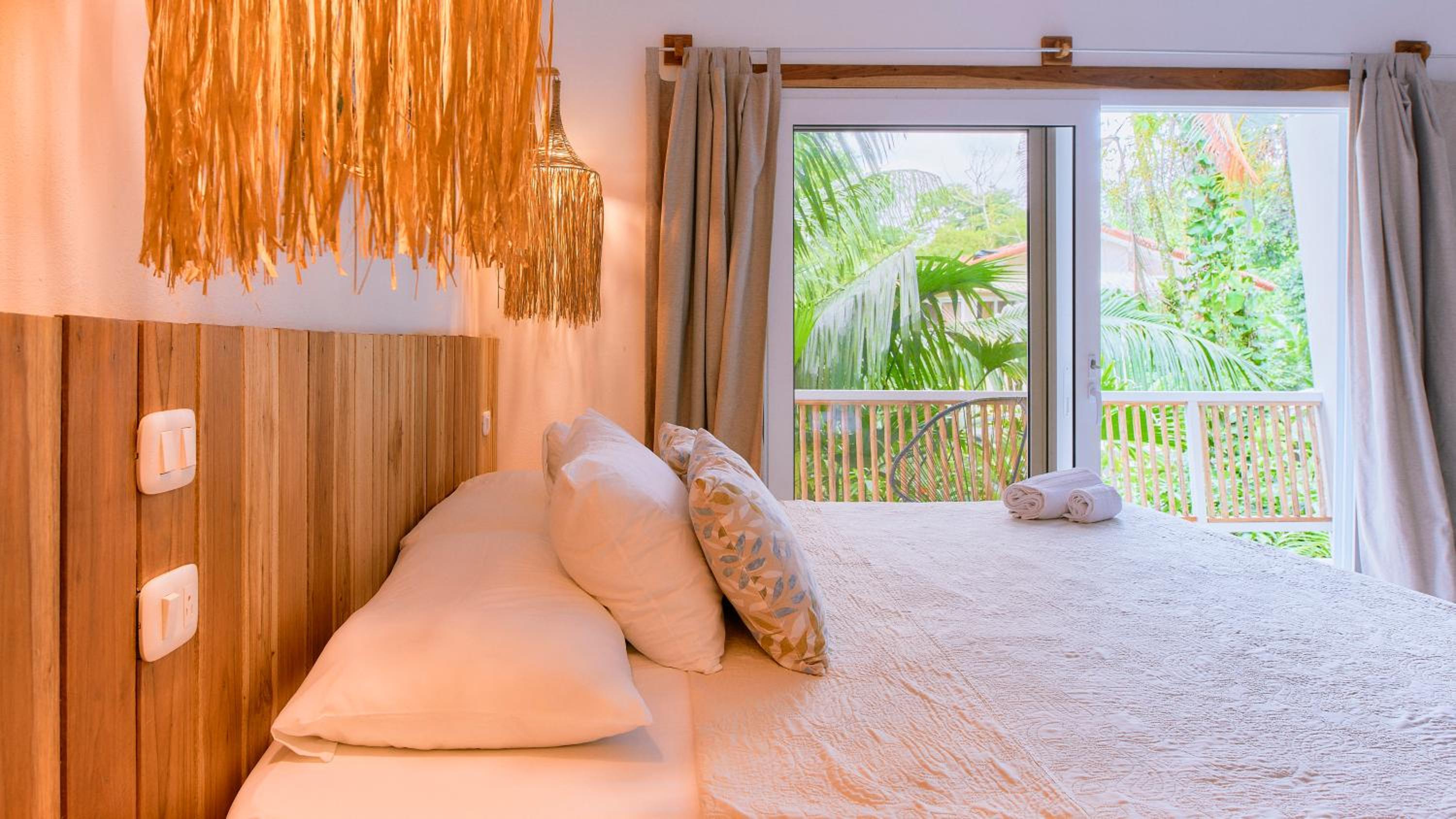 King Room with Garden View - Photo 8
