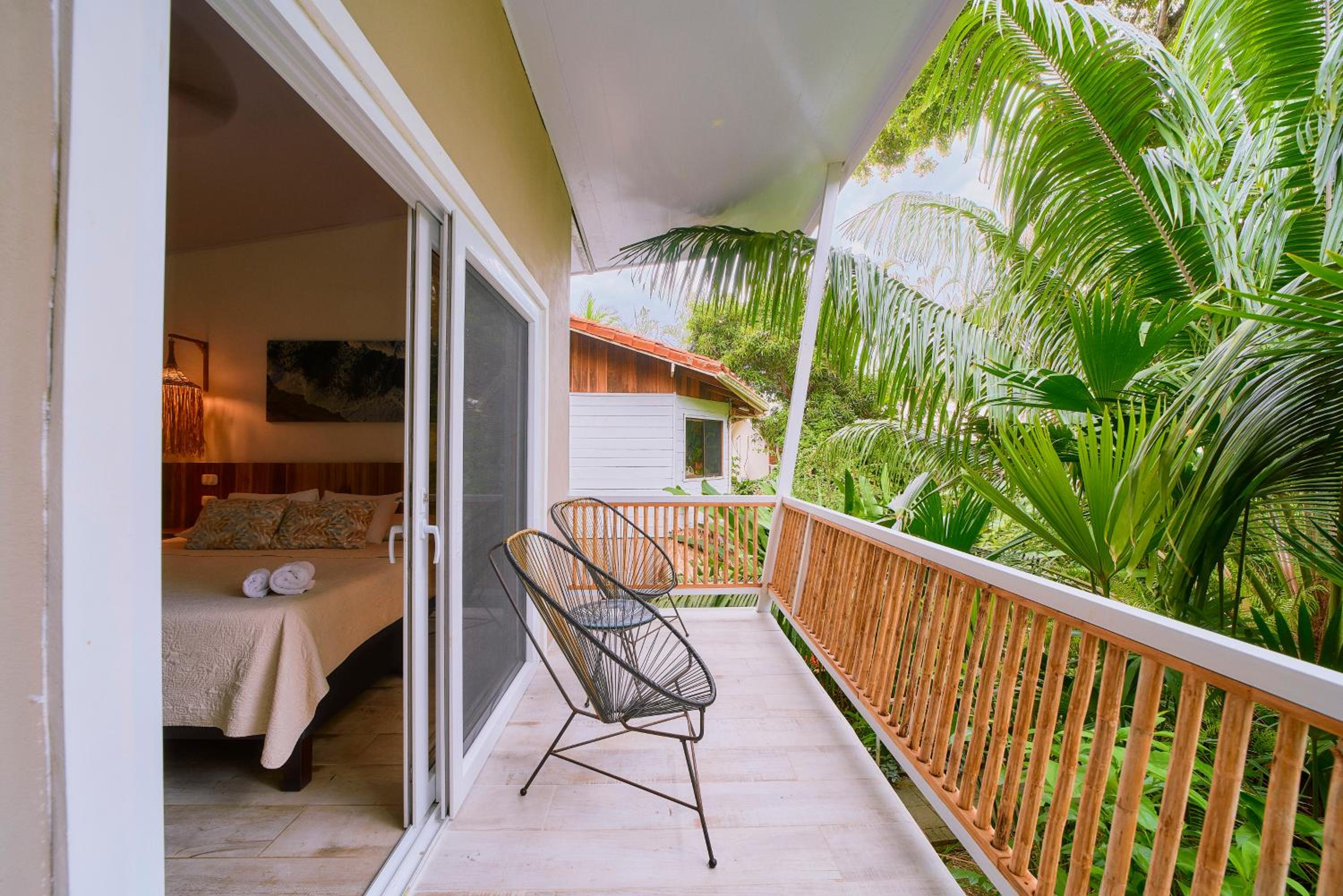 King Room with Garden View - Photo 10