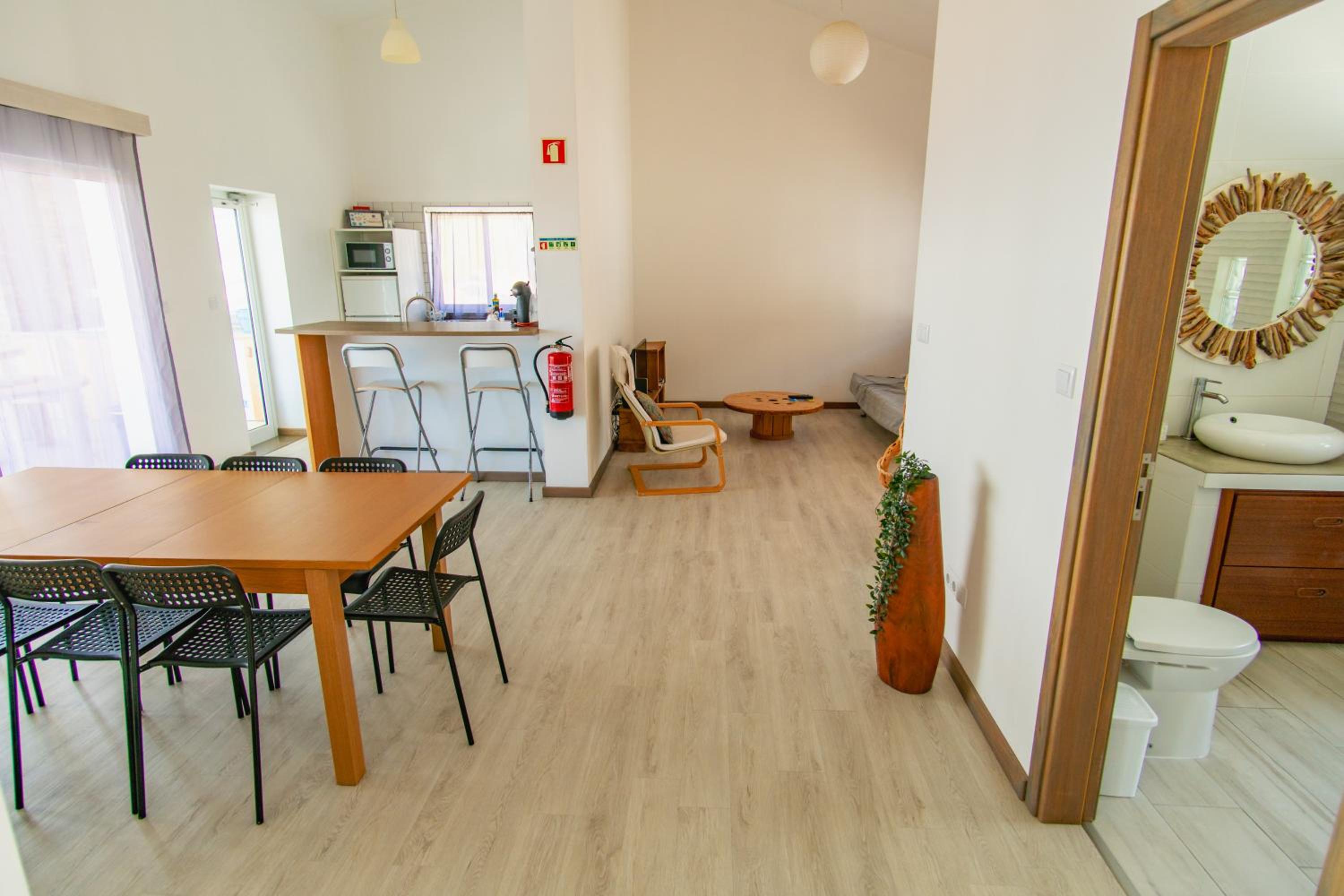 Apartment with Balcony - Photo 2
