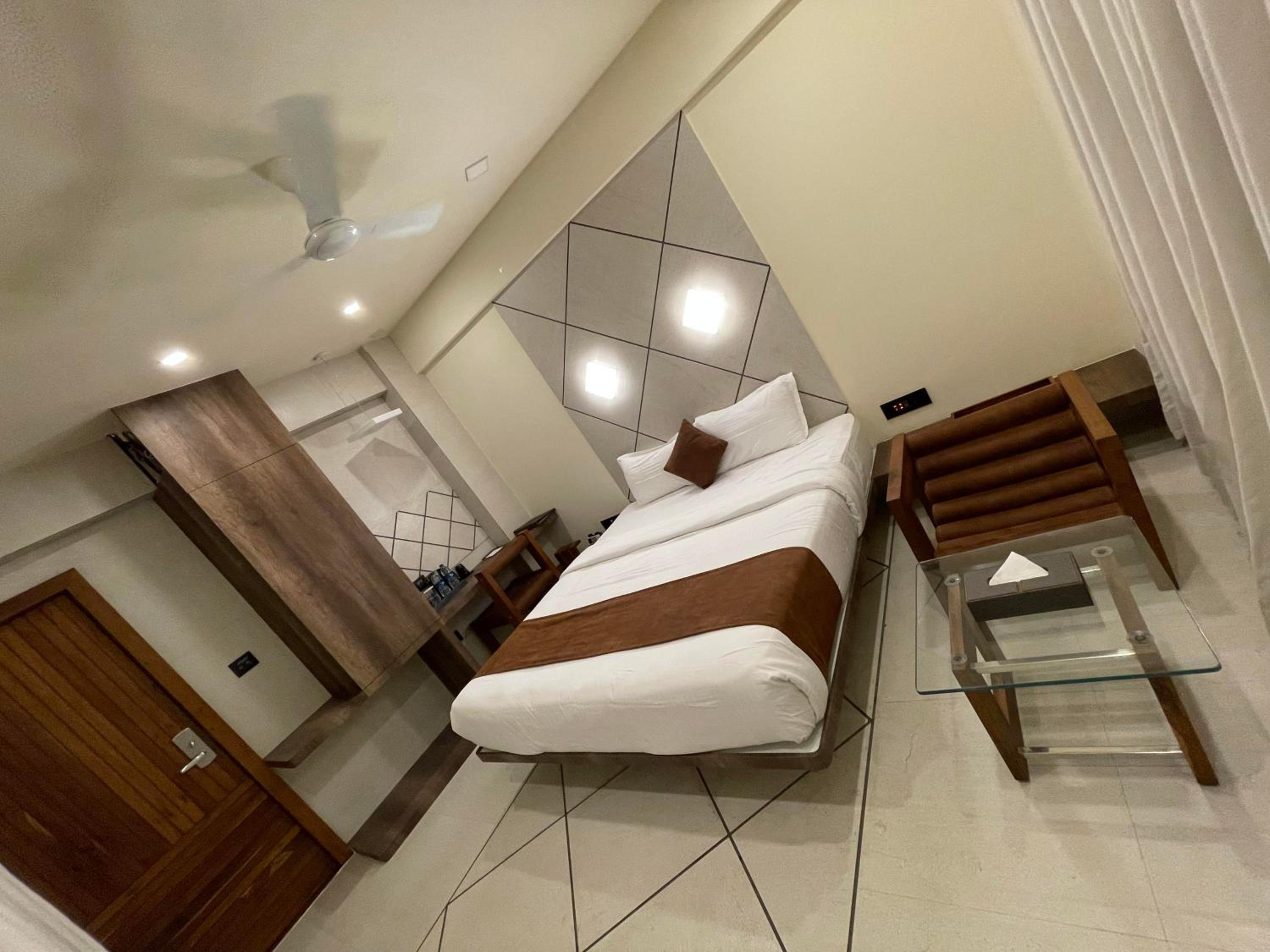 Cozy Room - Photo 3