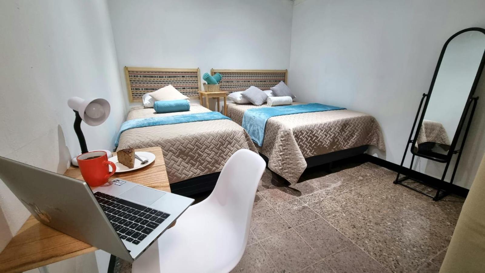 Standard Twin Room photo 3