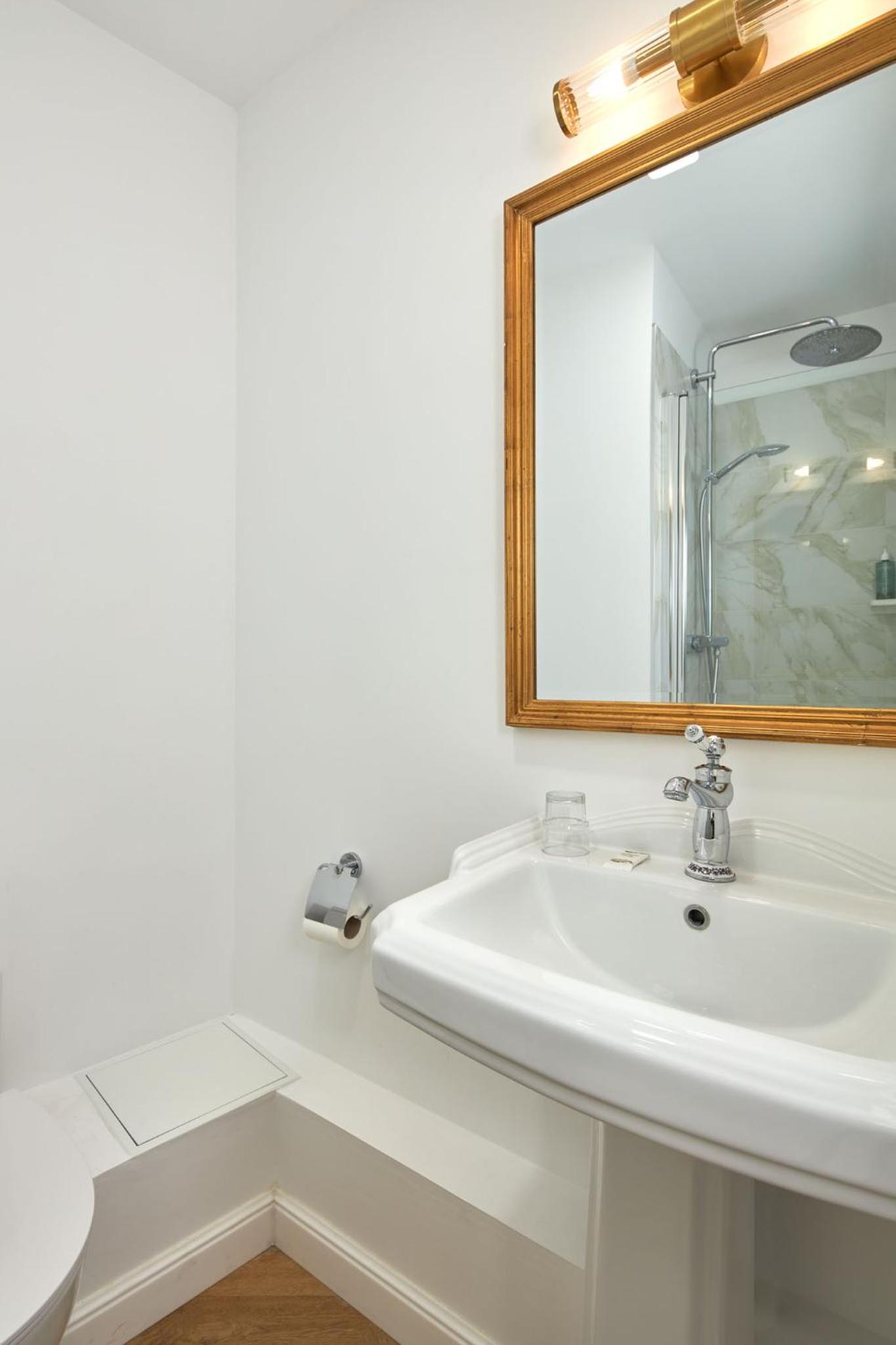 Deluxe Double Room with Castle View photo 3