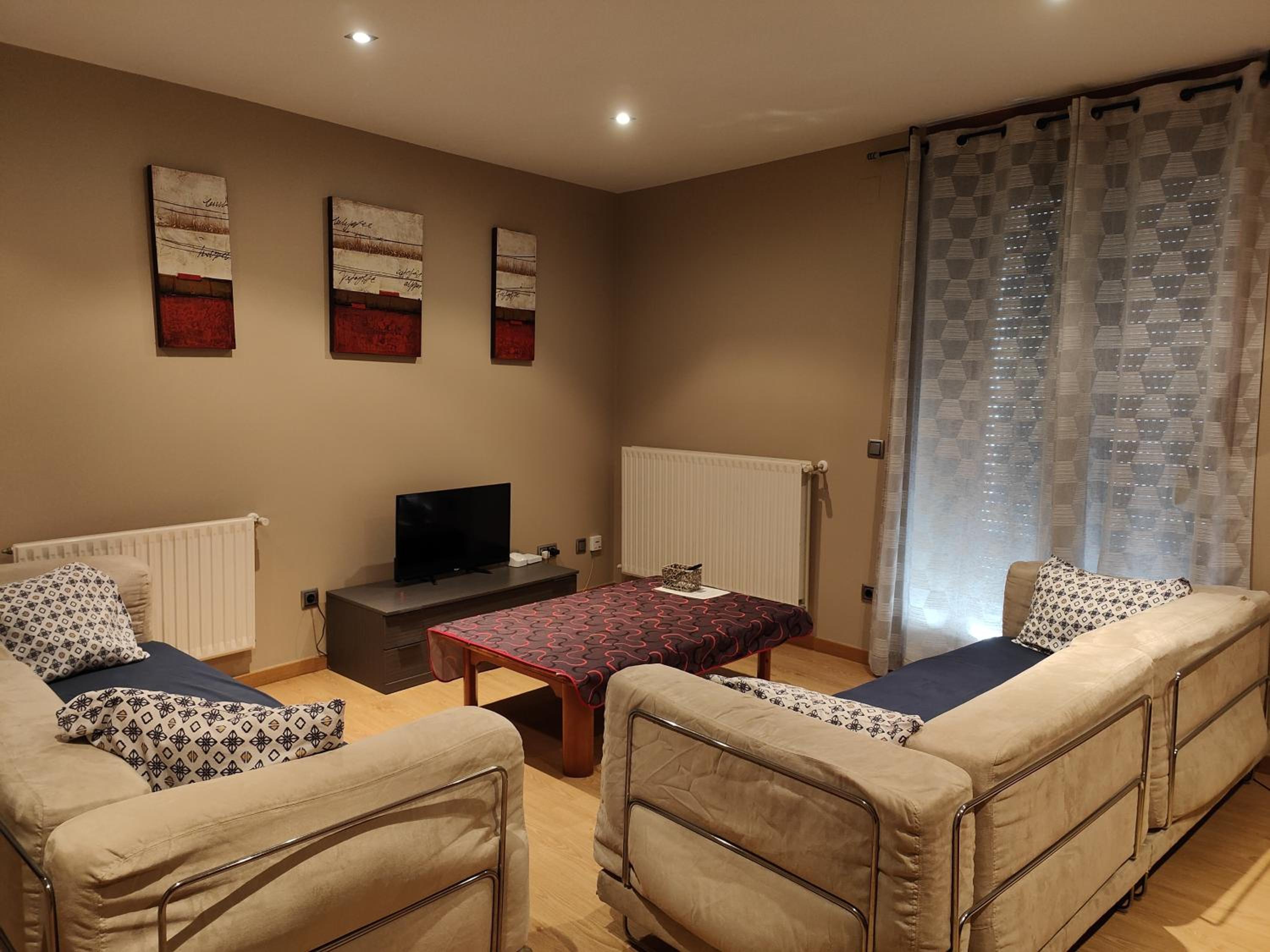 Apartment - Split Level - Photo 7