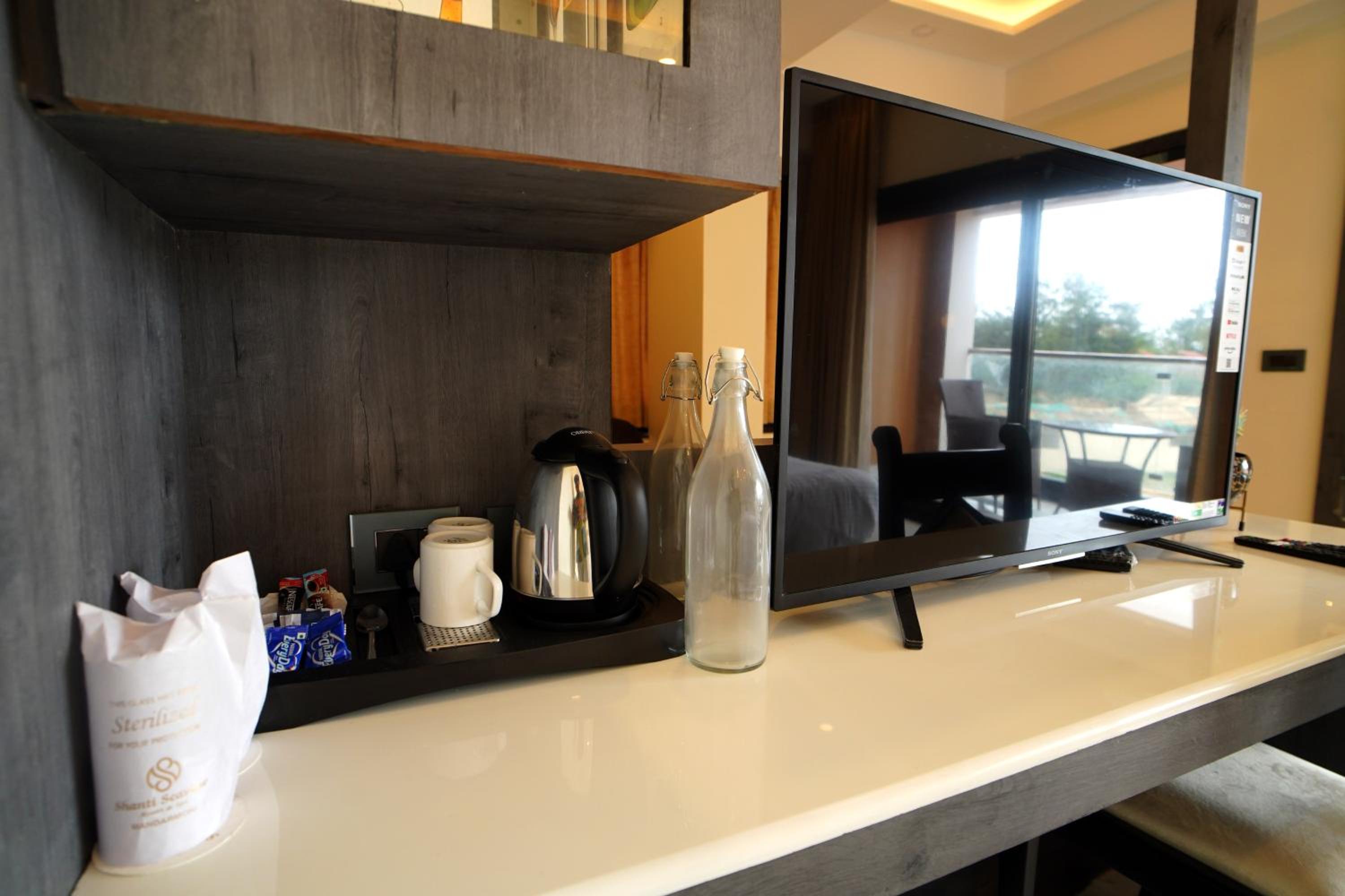 Suite with Sea View - Photo 9