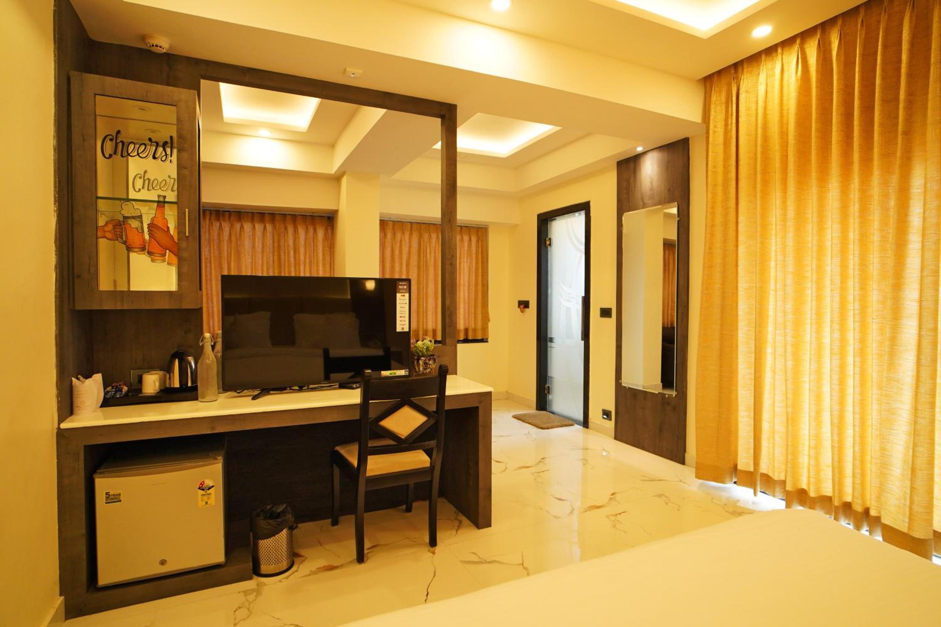 Suite with Sea View - Photo 17