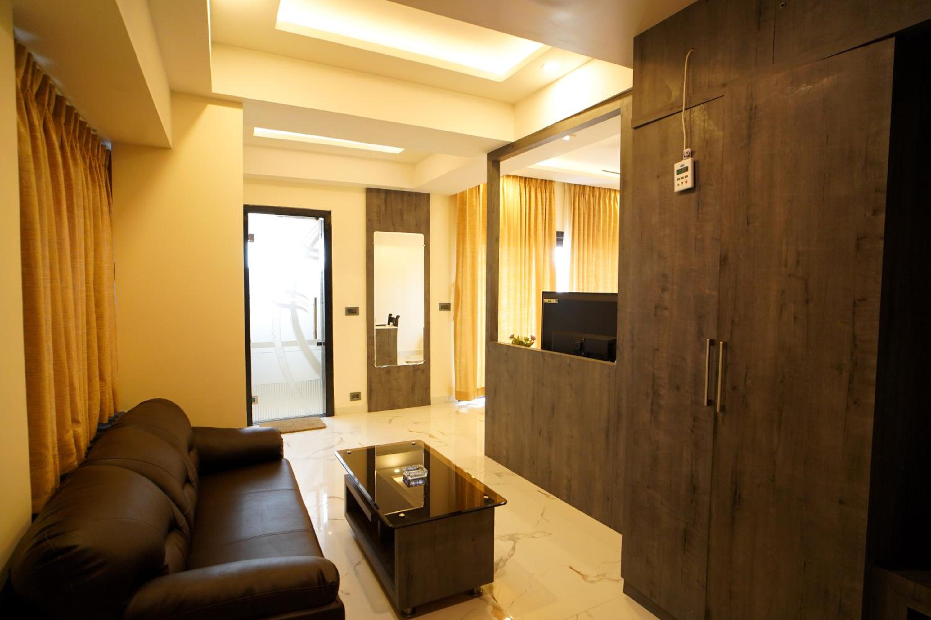 Suite with Sea View - Photo 12