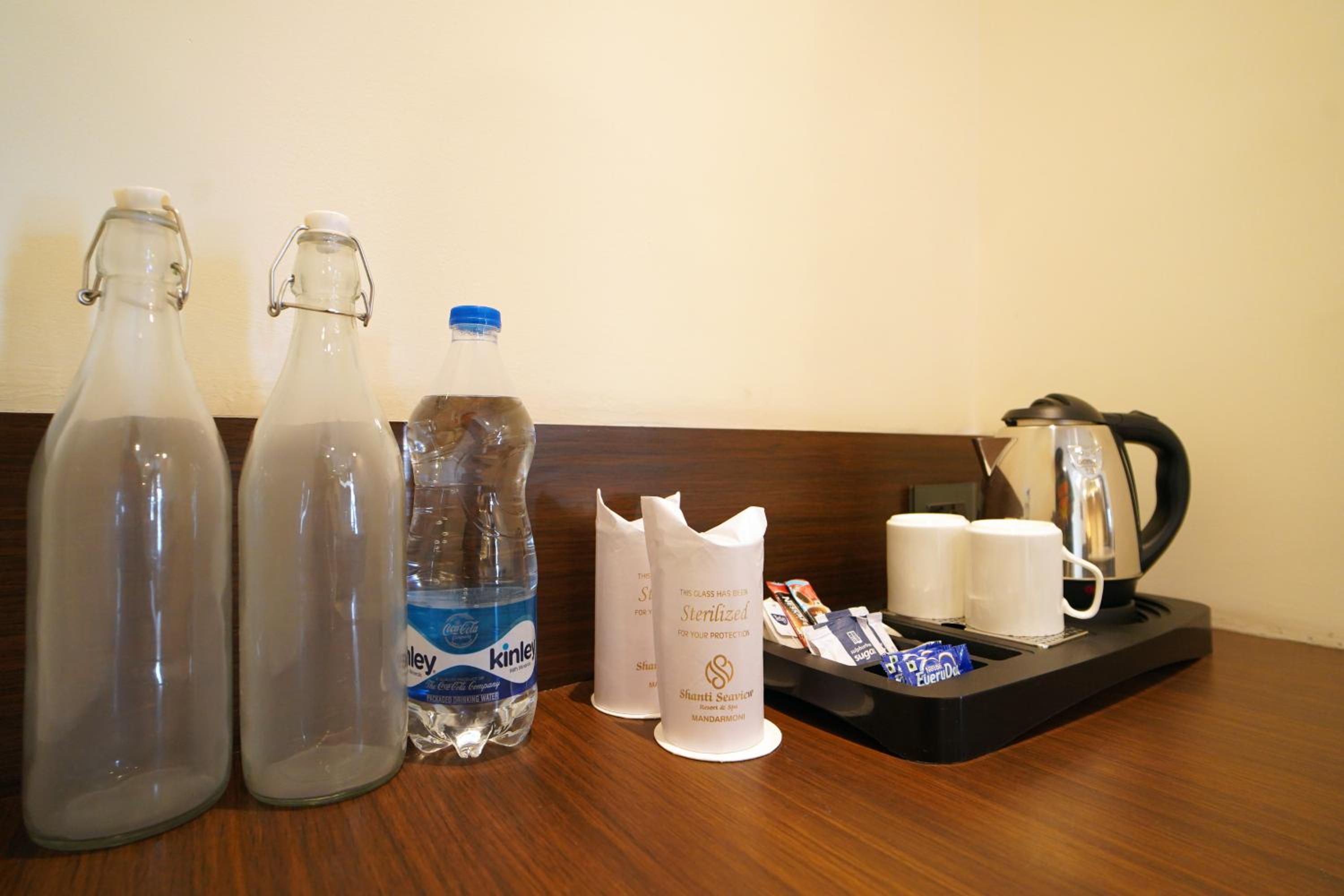 Superior Suite with Sea View - Photo 2